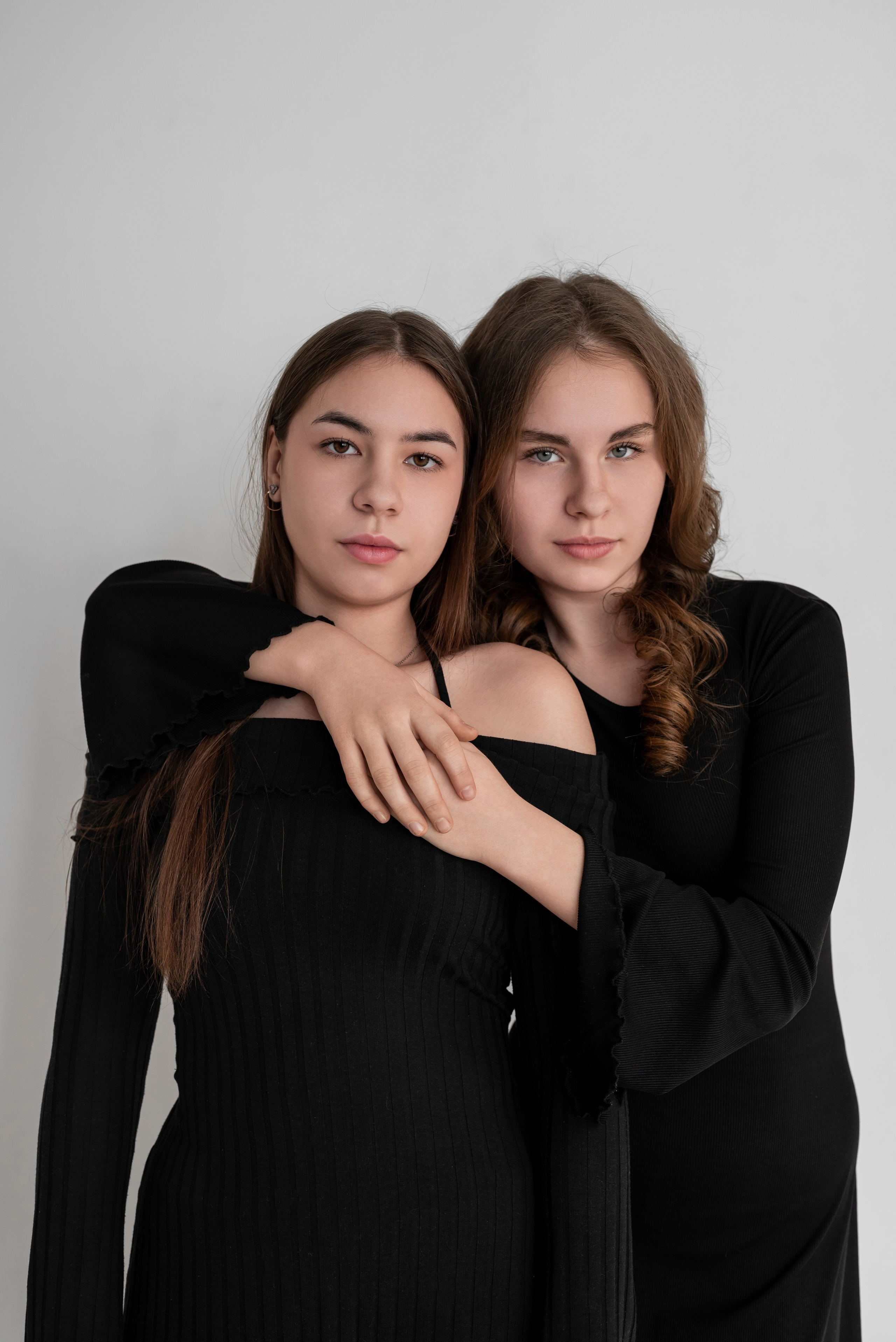 Полина и Эльвира. Фотограф в городе Салават