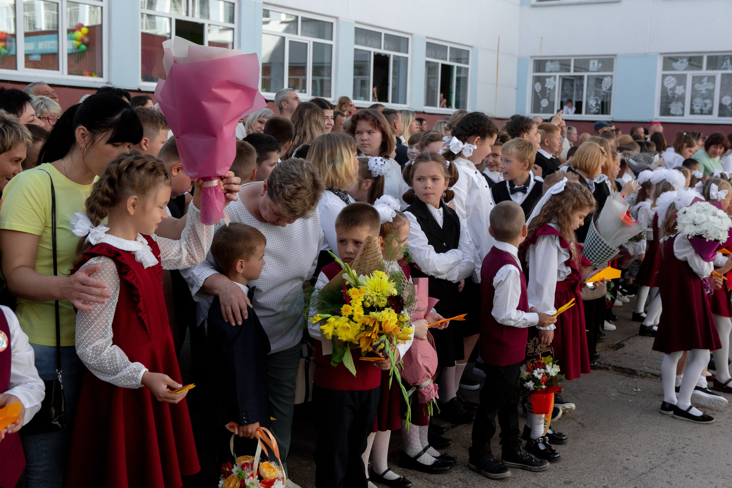 1 сентября 2023 г. 9 школа Мценск. Профессиональный фотограф в Мценске и Орловской области