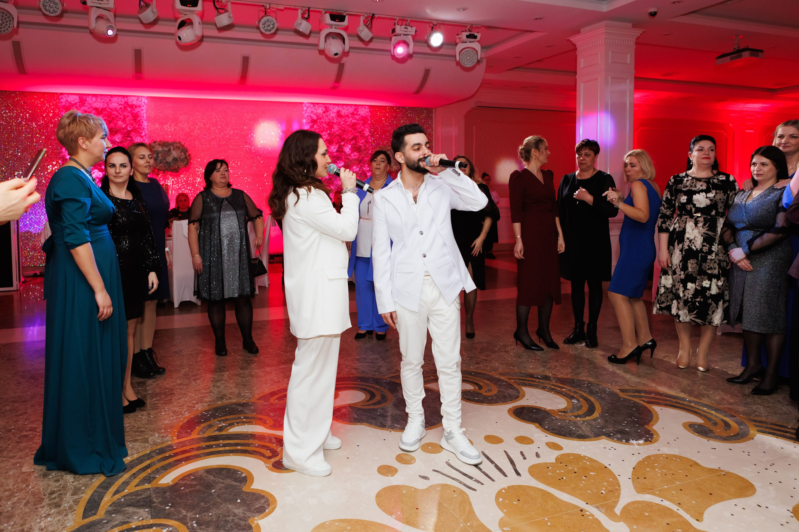 Яблоко — корпоратив. Свадебный фотограф, фотосъемка в Крыму, Севастополе, Симферополе, Ялте