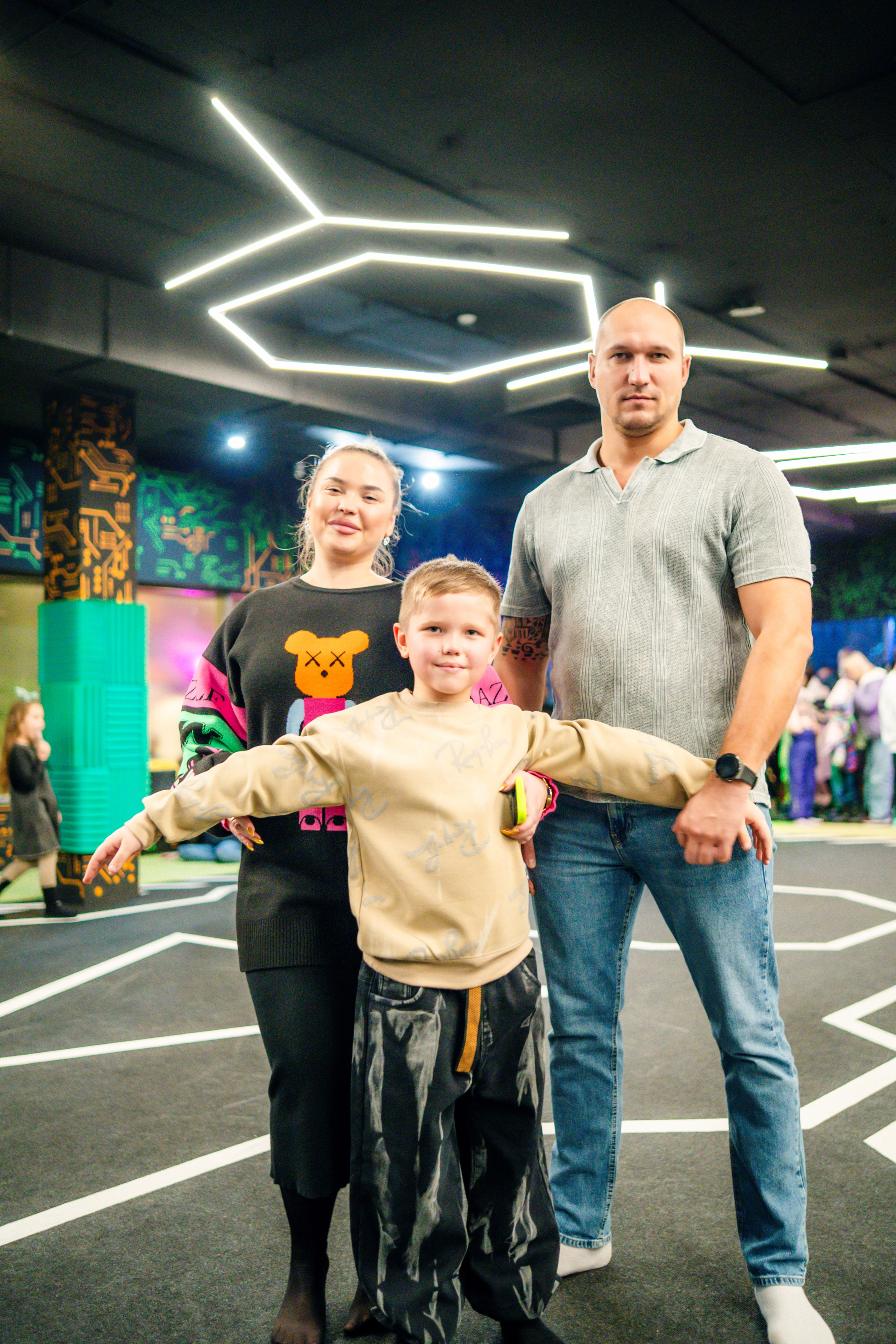 VR (November-December 2024). Felixtones