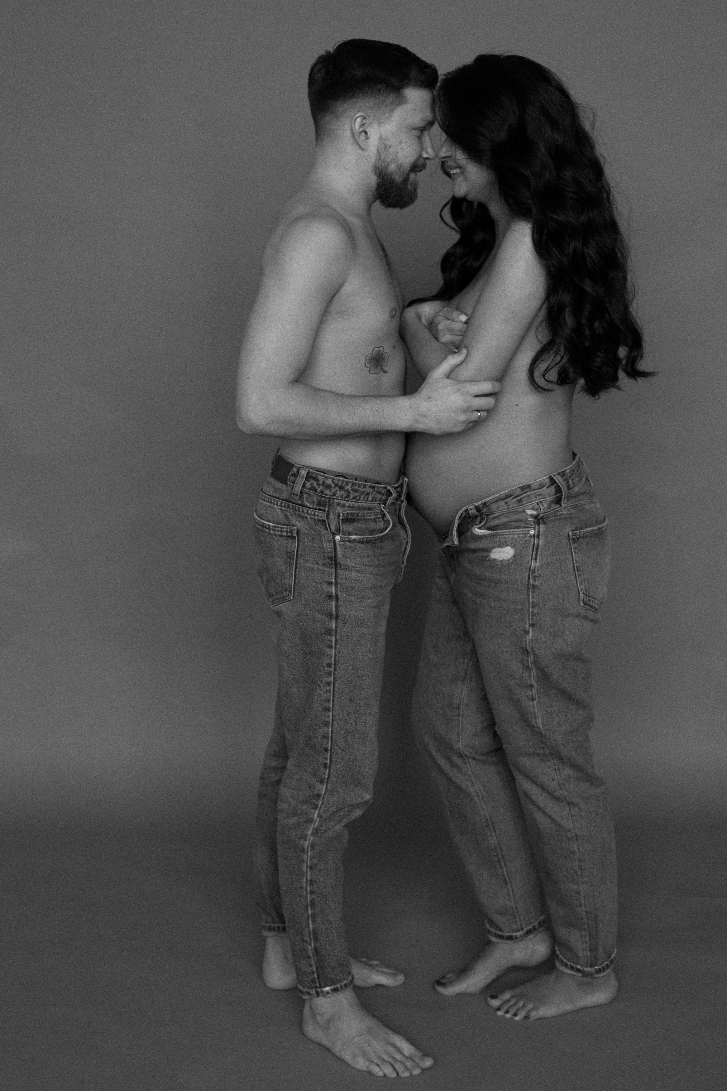 Фотосессия в положении. Photographer in Montenegro — professional photoshoots