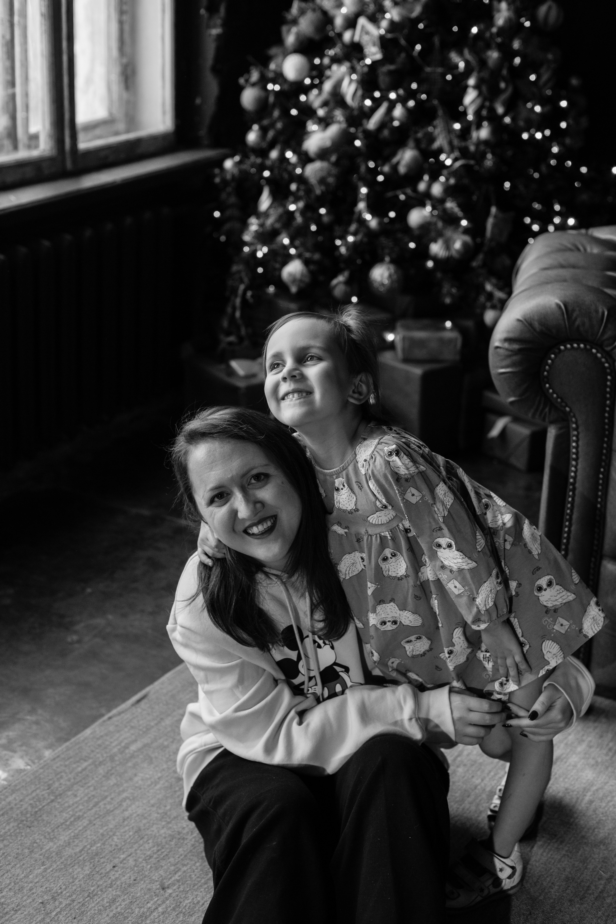 Зимняя фотосессия мамы и дочки в студии. Fotograf u Crnoj Gori-porodično fotografisanje sa djecom, lovestory, nekretnine