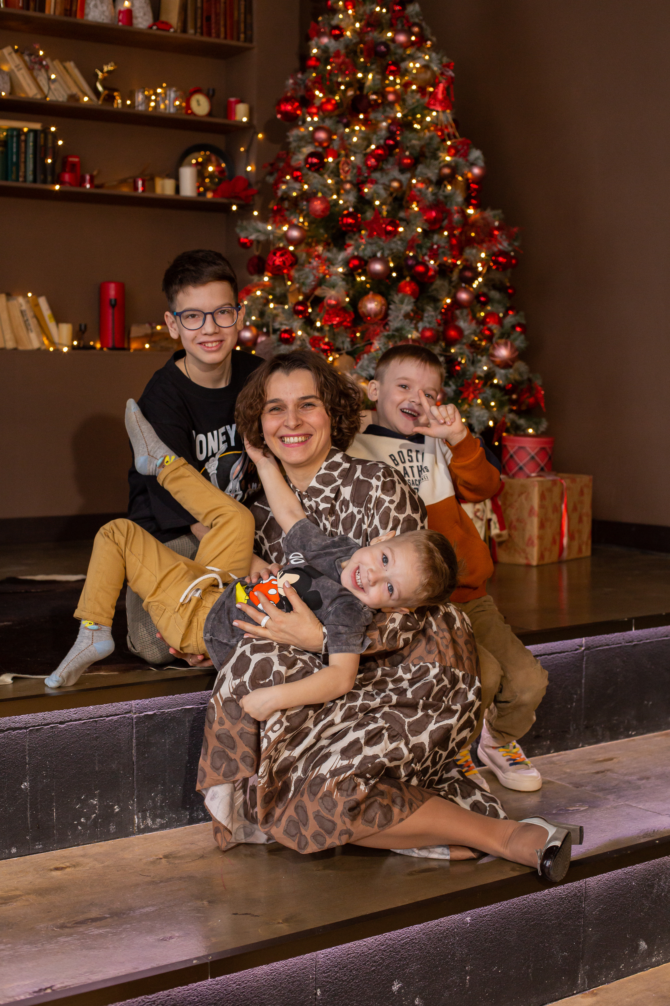 Новогодняя семейная фотосессия 2022. Photographer in Montenegro — professional photoshoots