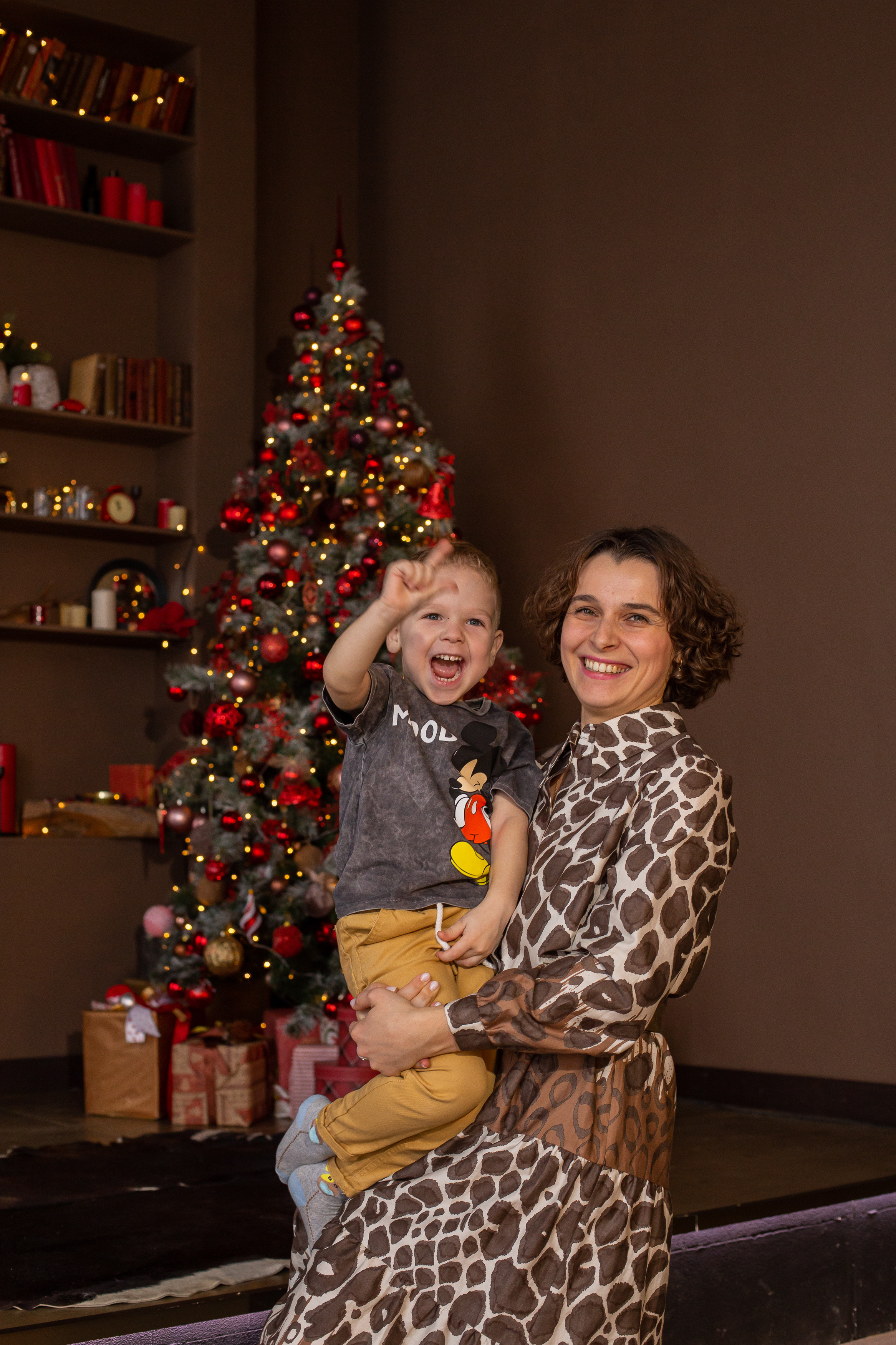 Новогодняя семейная фотосессия 2022. Photographer in Montenegro — professional photoshoots