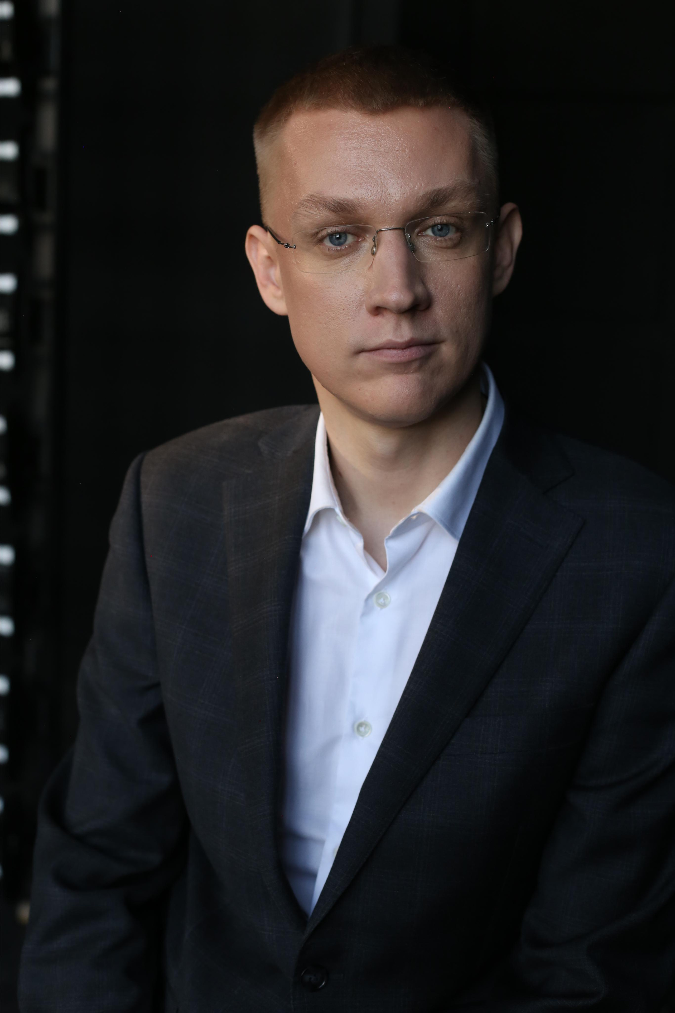 Lawyer Evgeny. Photographer in Montenegro — professional photoshoots