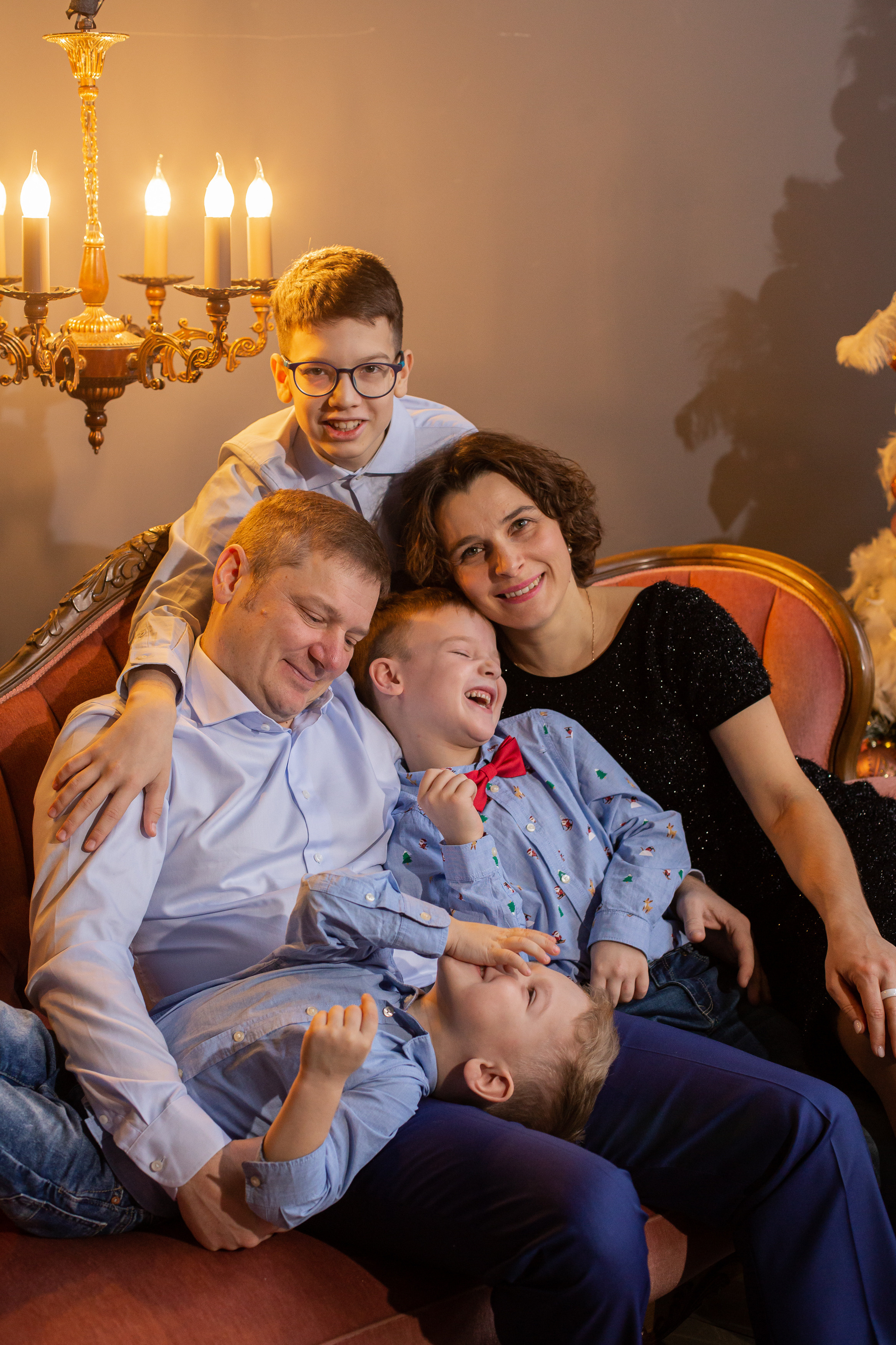 Новогодняя семейная фотосессия 2022. Photographer in Montenegro — professional photoshoots