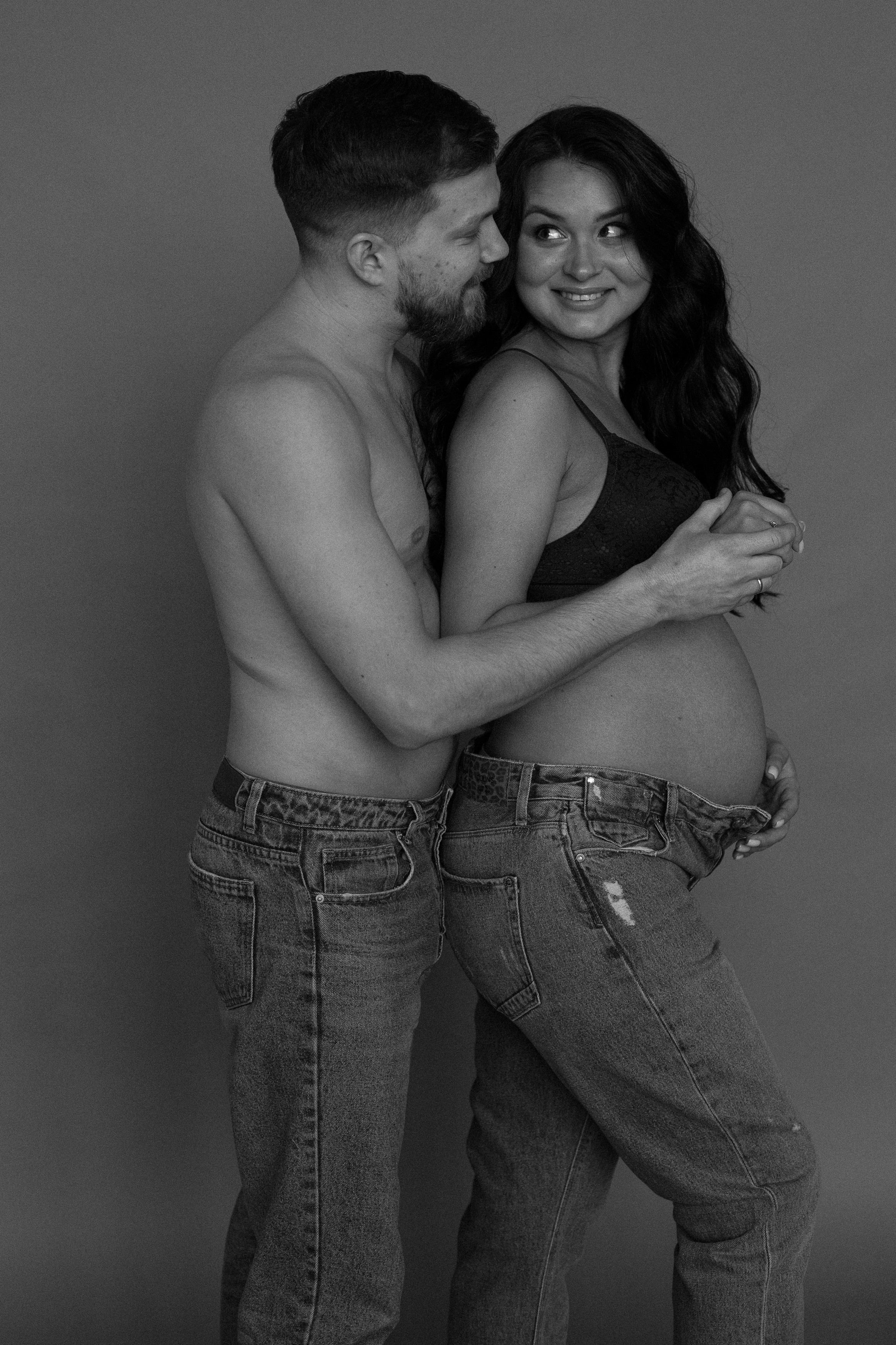 Фотосессия в положении. Photographer in Montenegro — professional photoshoots