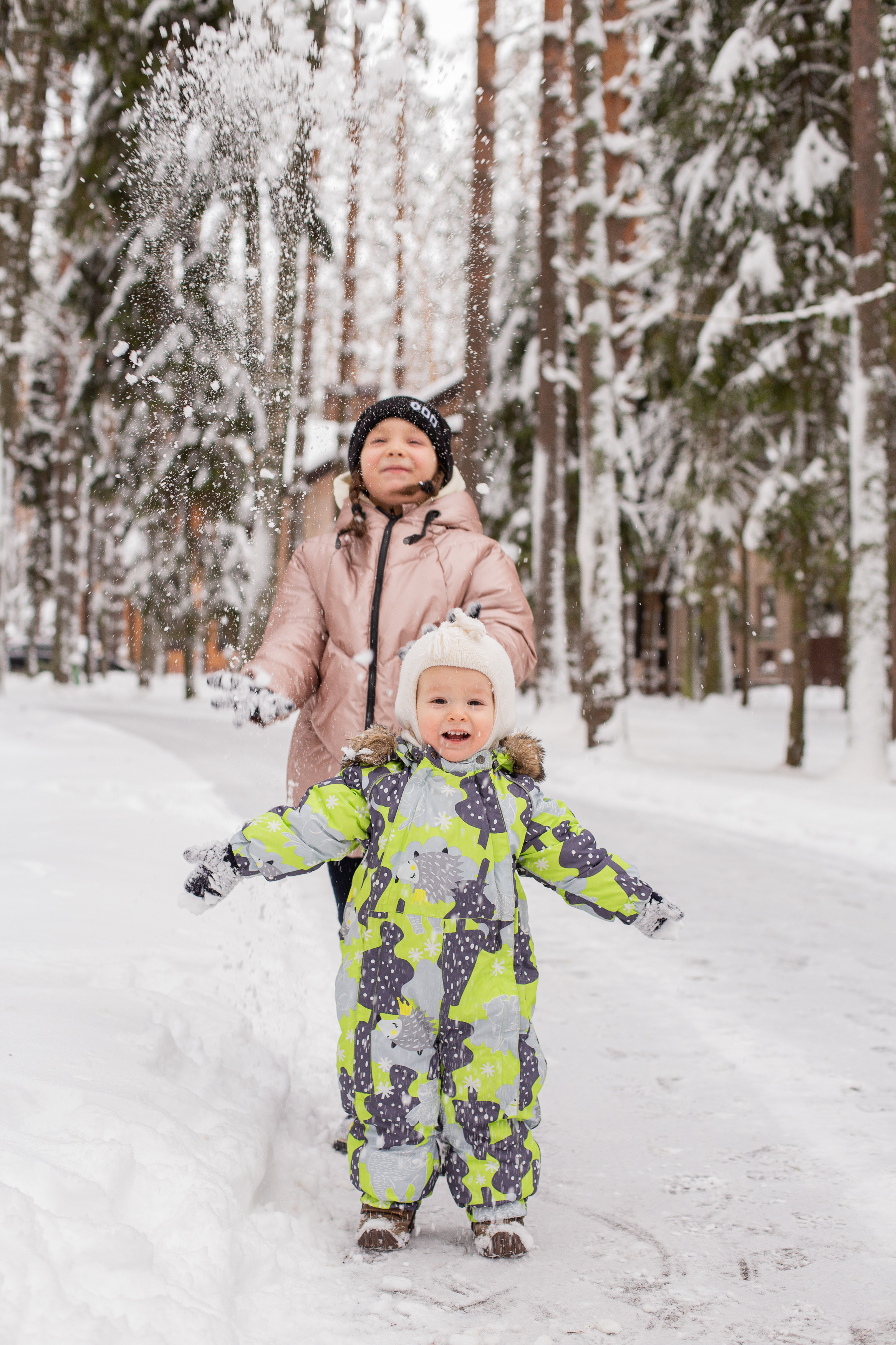 Зимняя фотопрогулка в Изумрудном. Fotograf u Crnoj Gori-porodično fotografisanje sa djecom, lovestory, nekretnine