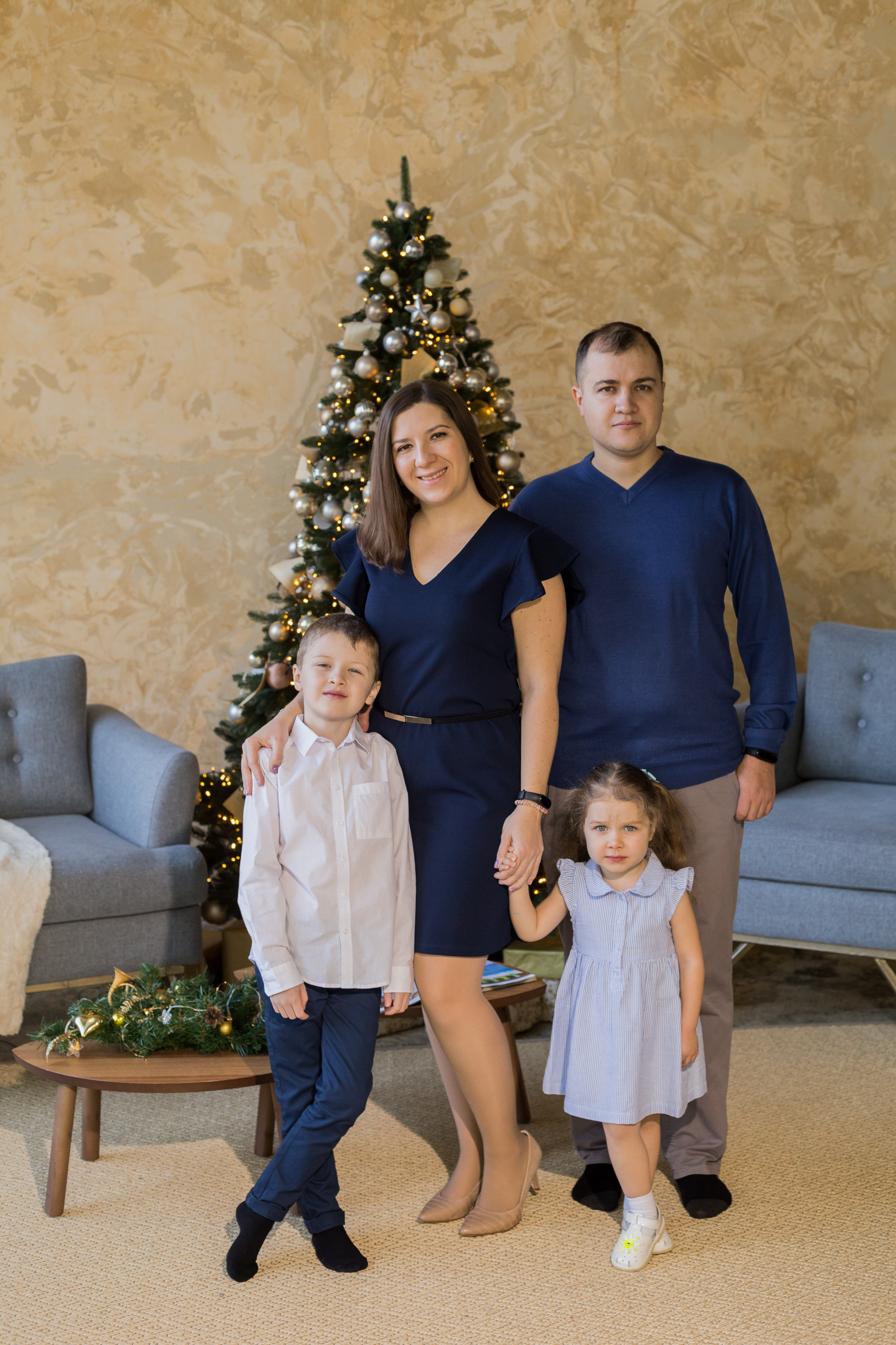 Новогодняя фотосессия в студии. Fotograf u Crnoj Gori-porodično fotografisanje sa djecom, lovestory, nekretnine