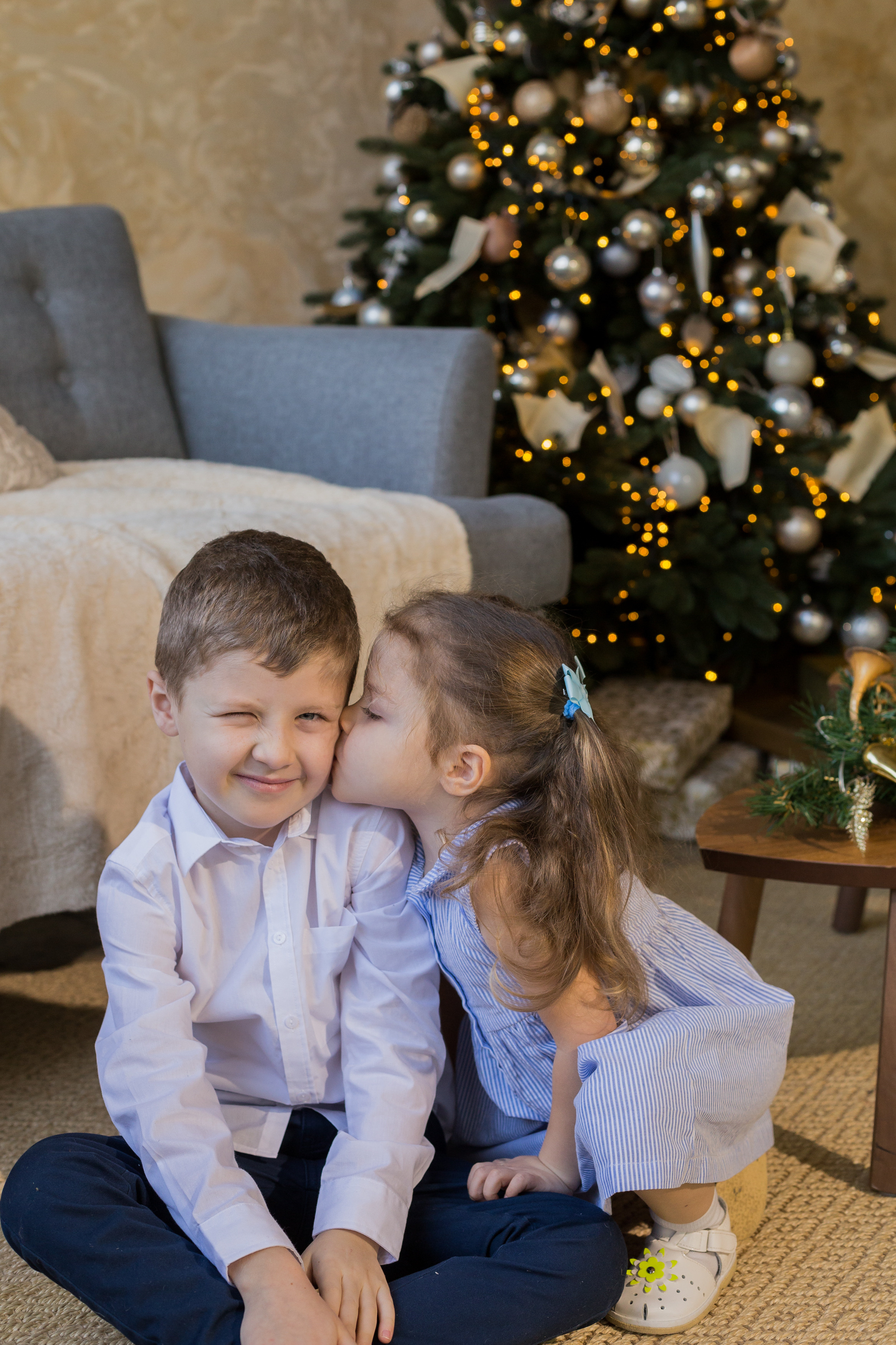 Новогодняя фотосессия в студии. Fotograf u Crnoj Gori-porodično fotografisanje sa djecom, lovestory, nekretnine