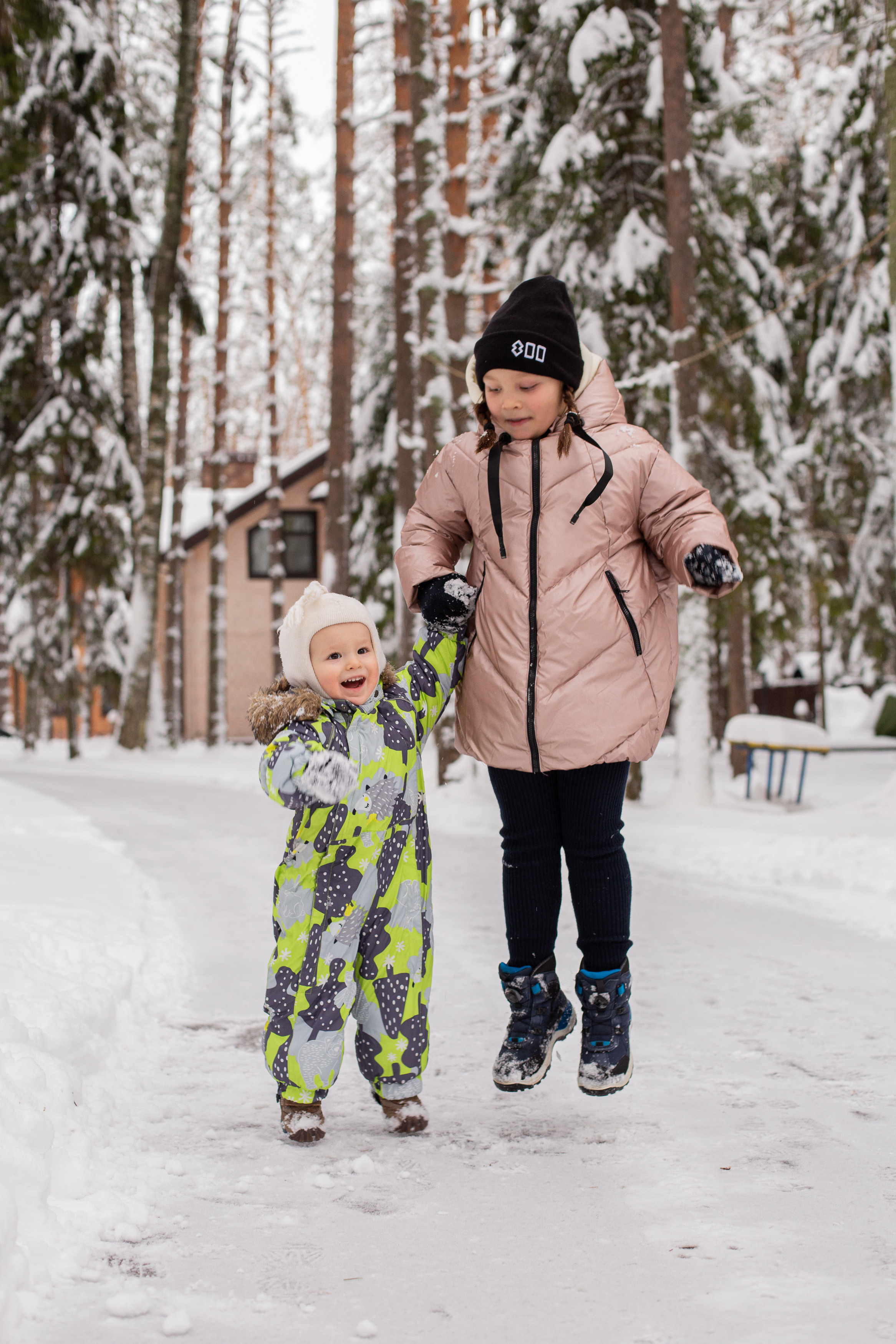 Зимняя фотопрогулка в Изумрудном. Fotograf u Crnoj Gori-porodično fotografisanje sa djecom, lovestory, nekretnine