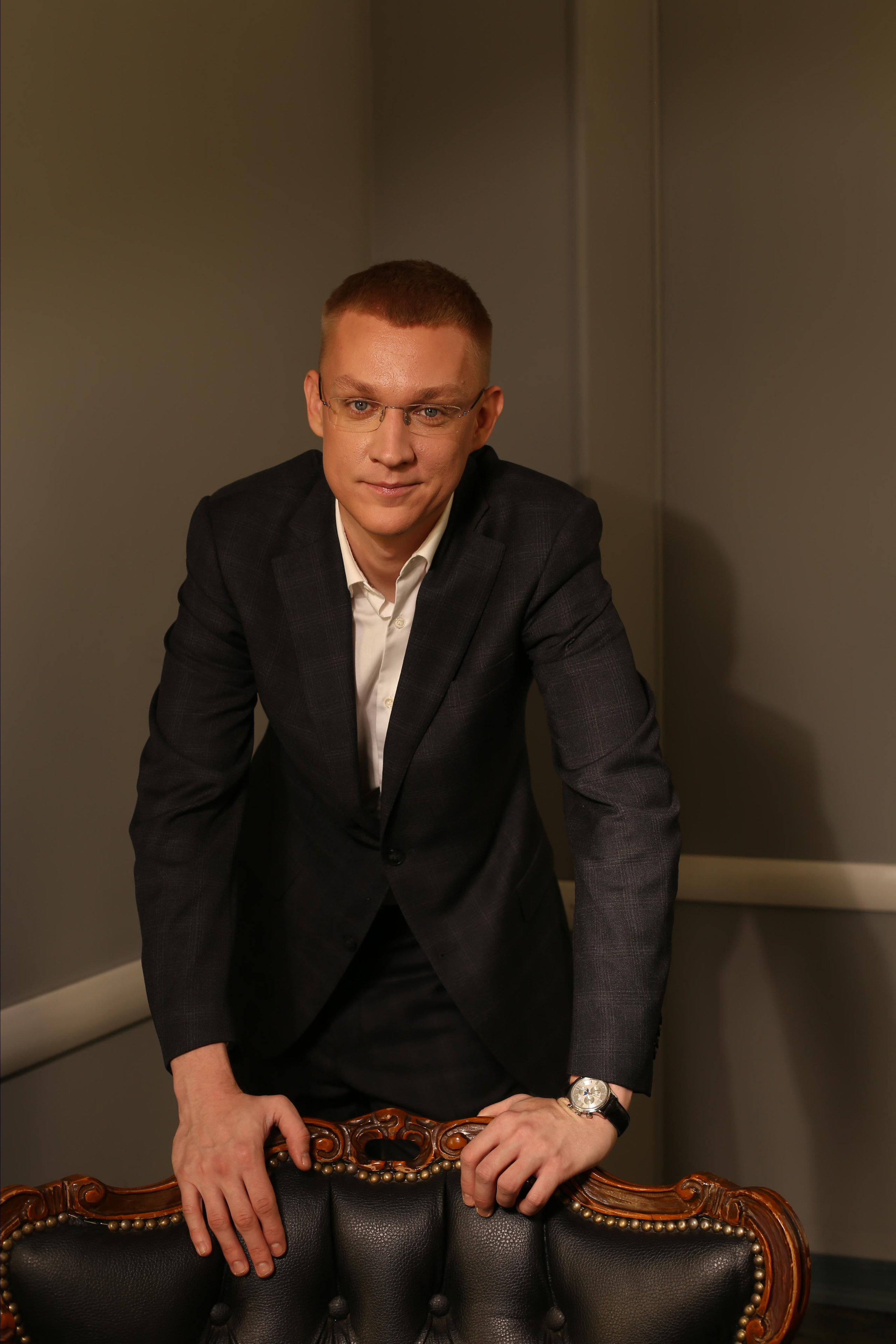 Lawyer Evgeny. Photographer in Montenegro — professional photoshoots