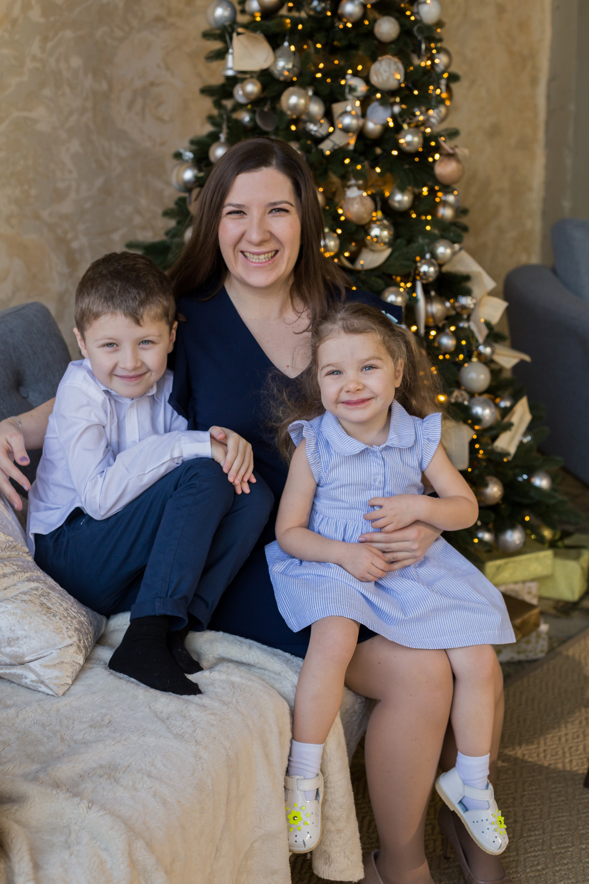 Новогодняя фотосессия в студии. Fotograf u Crnoj Gori-porodično fotografisanje sa djecom, lovestory, nekretnine