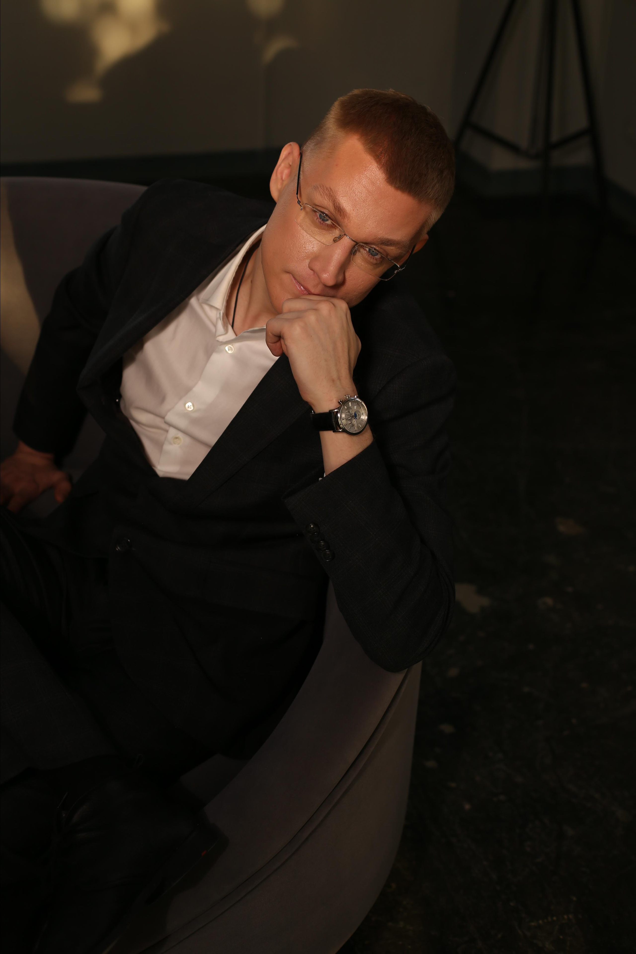 Lawyer Evgeny. Photographer in Montenegro — professional photoshoots