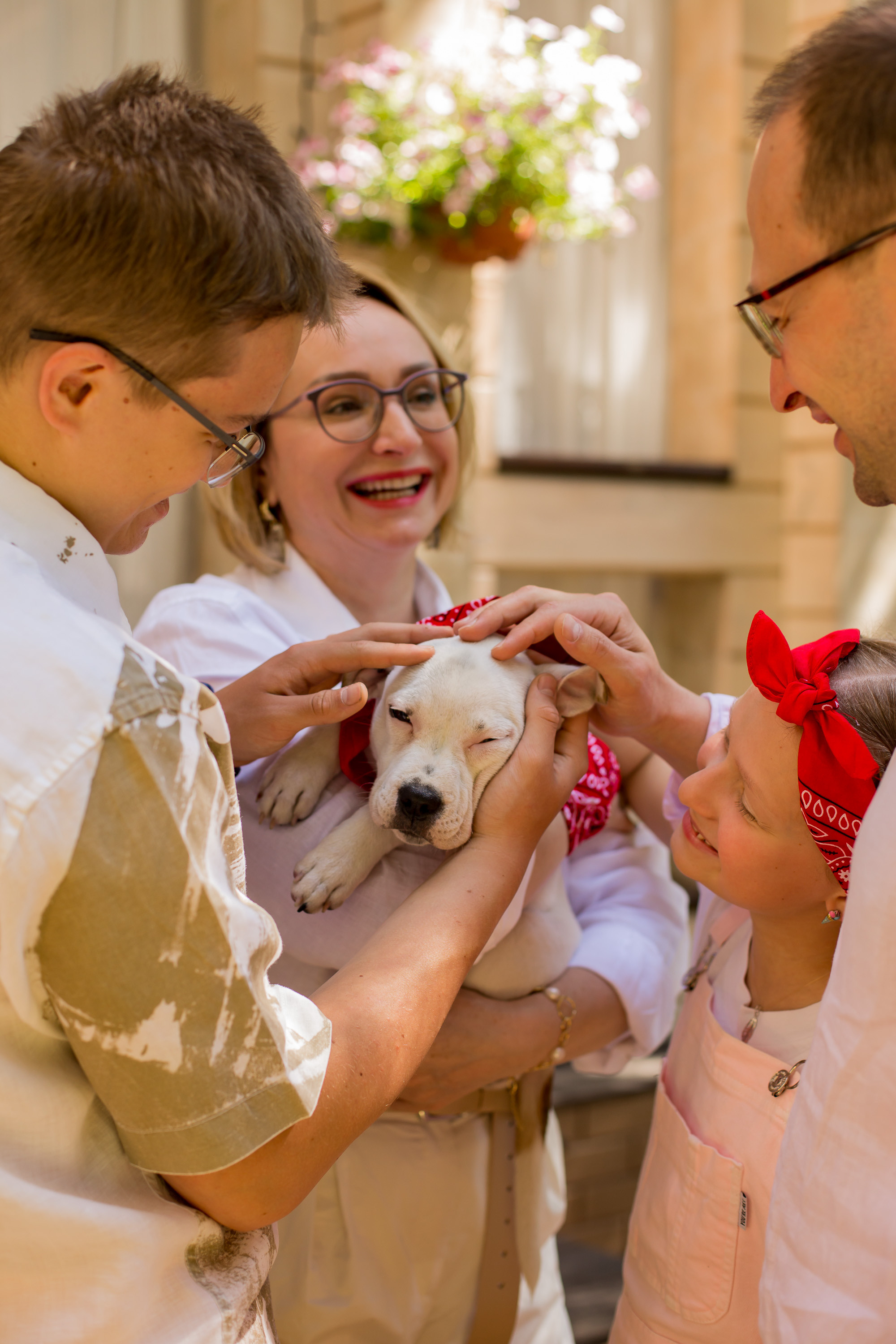 Добро пожаловать в семью. Photographer in Montenegro — professional photoshoots