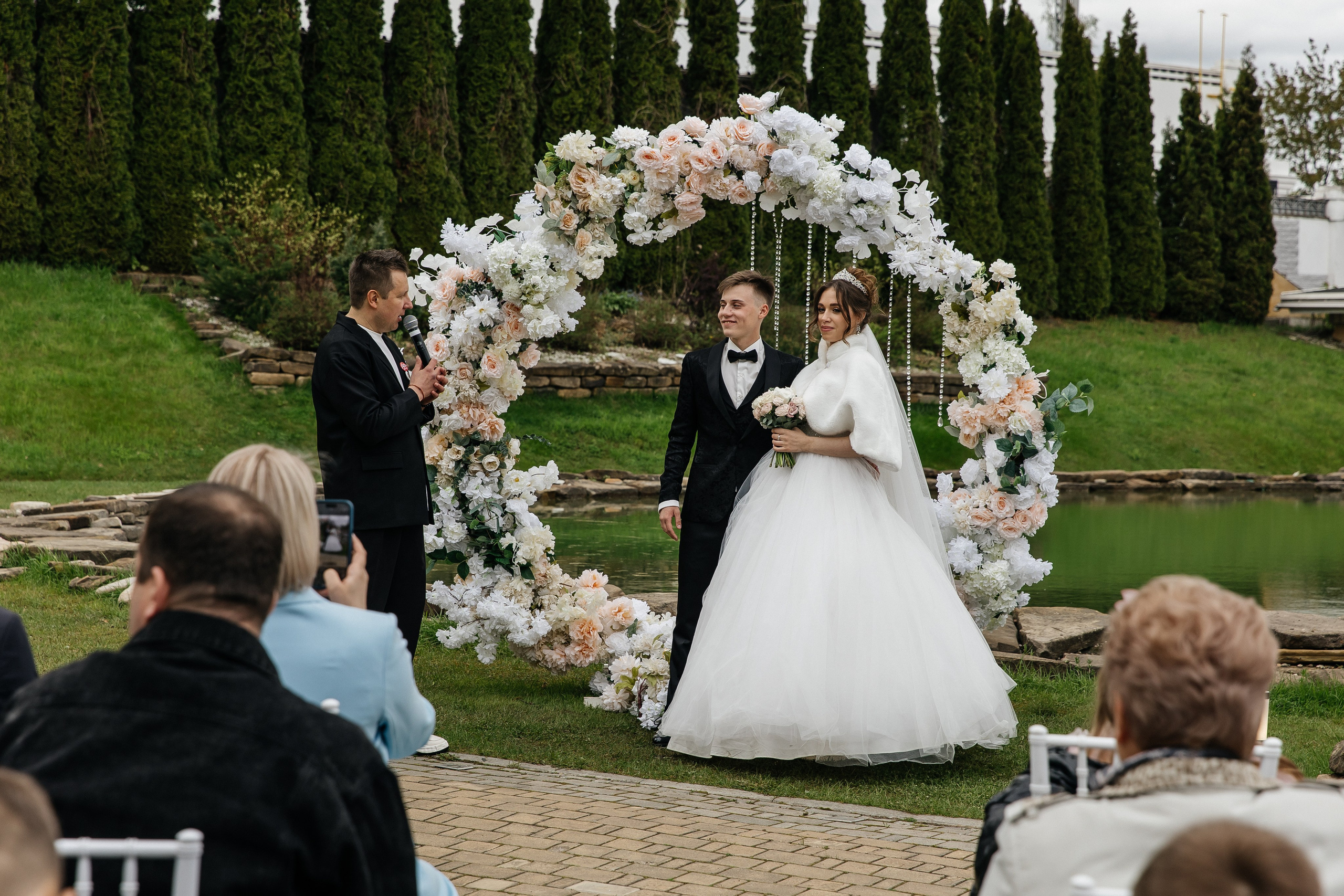Настя и Максим. Ведущий на свадьбу в Москве Зубков Алексей