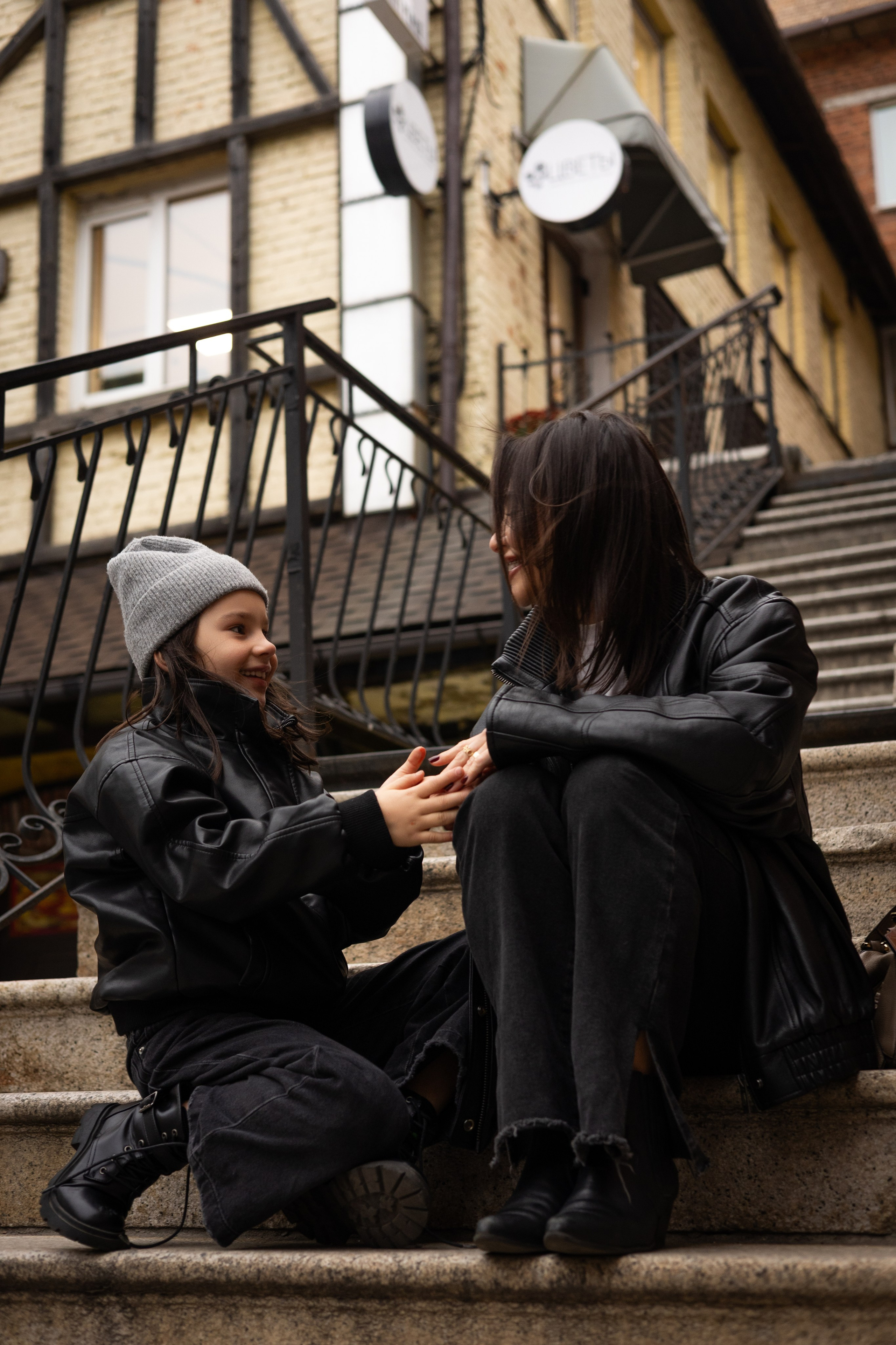 Вера с мамой. Портретный, свадебный, репортажный фотограф во Владивостоке Юлиана Джули Фокс