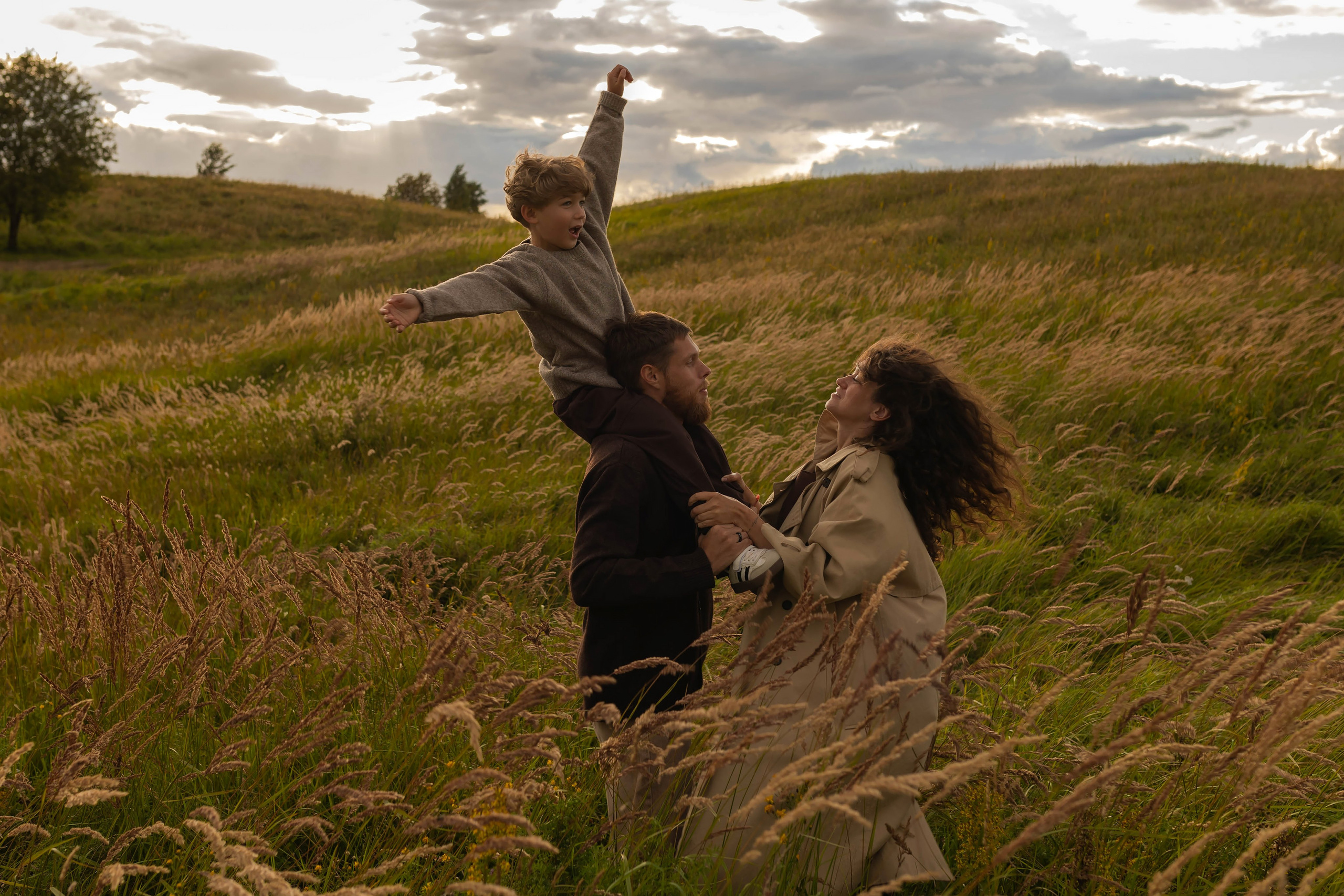 В полях. Семейный фотограф в Санкт-Петербурге Любовь Савкина