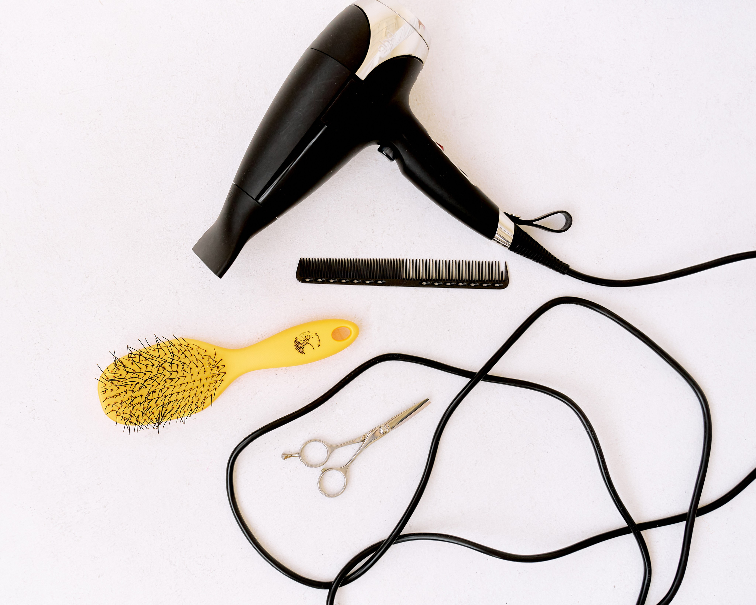 Контакты. Парикмахерский бутик МАРАФЕТ, г. Калининград