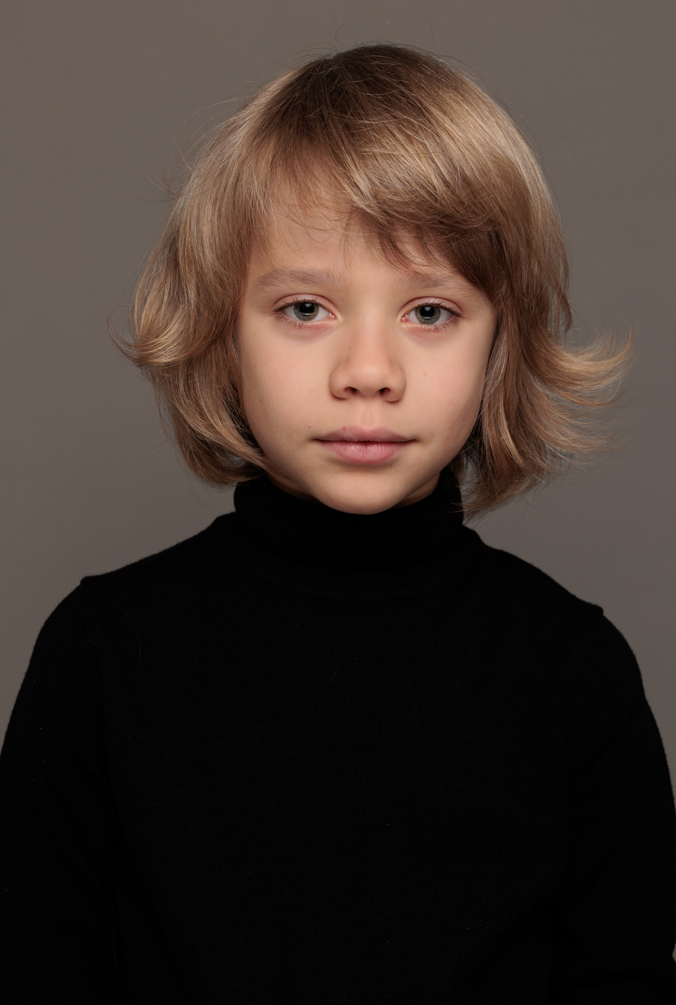 ГЛЕБ. Я фотограф из Москвы к Вашим услугам