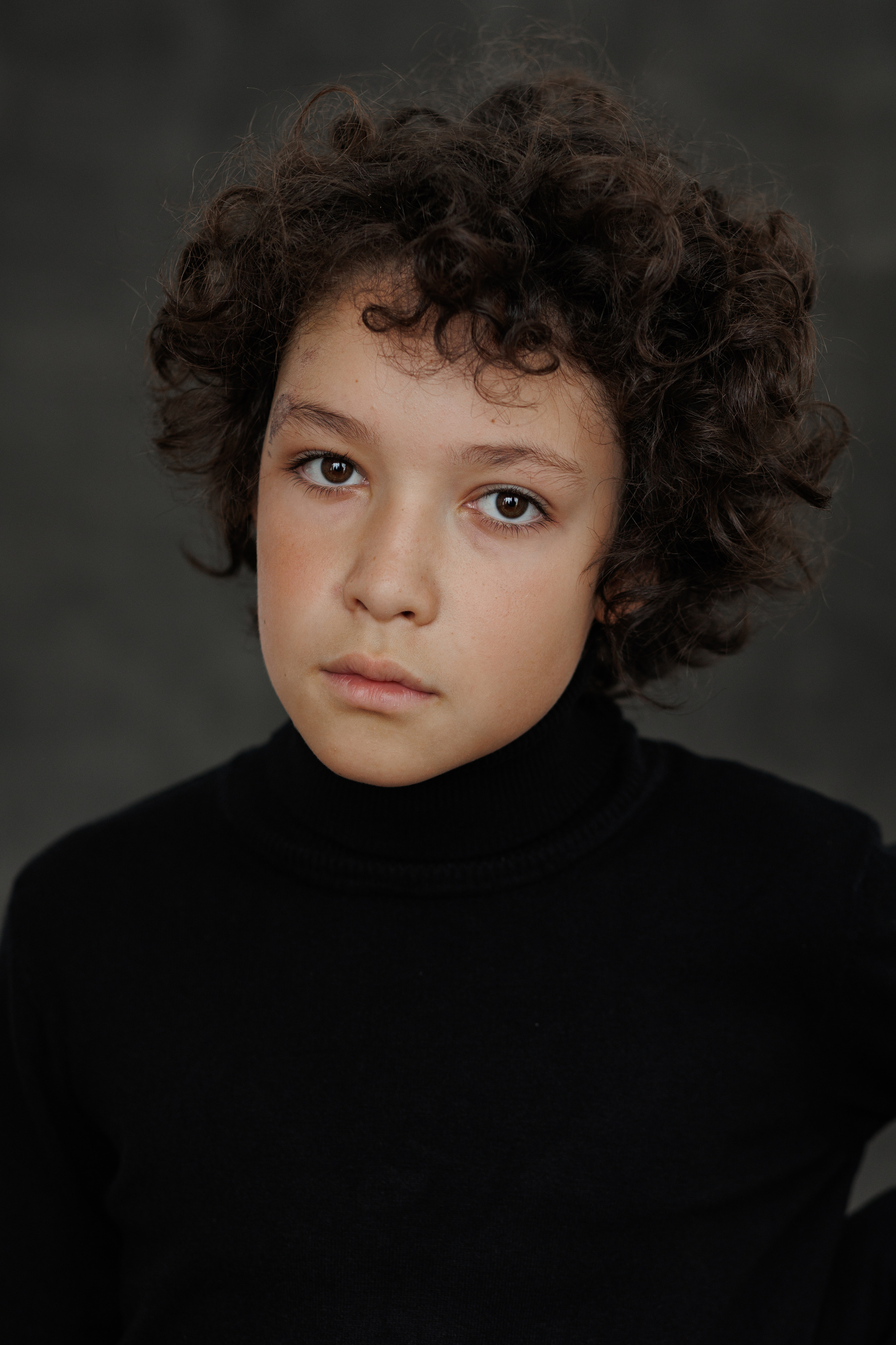 ЛЕОН. Я фотограф из Москвы к Вашим услугам