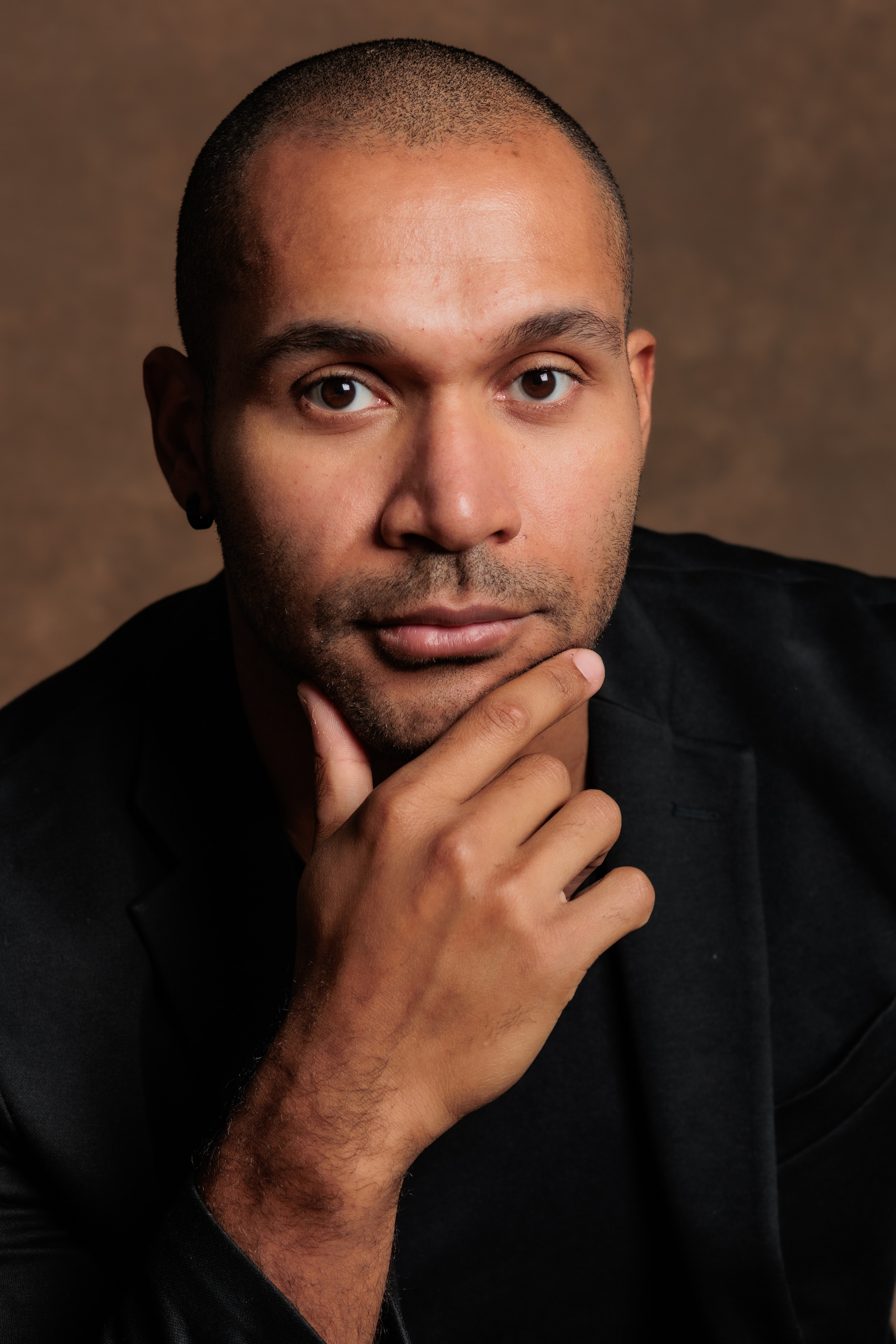 СТЕФАН. Я фотограф из Москвы к Вашим услугам