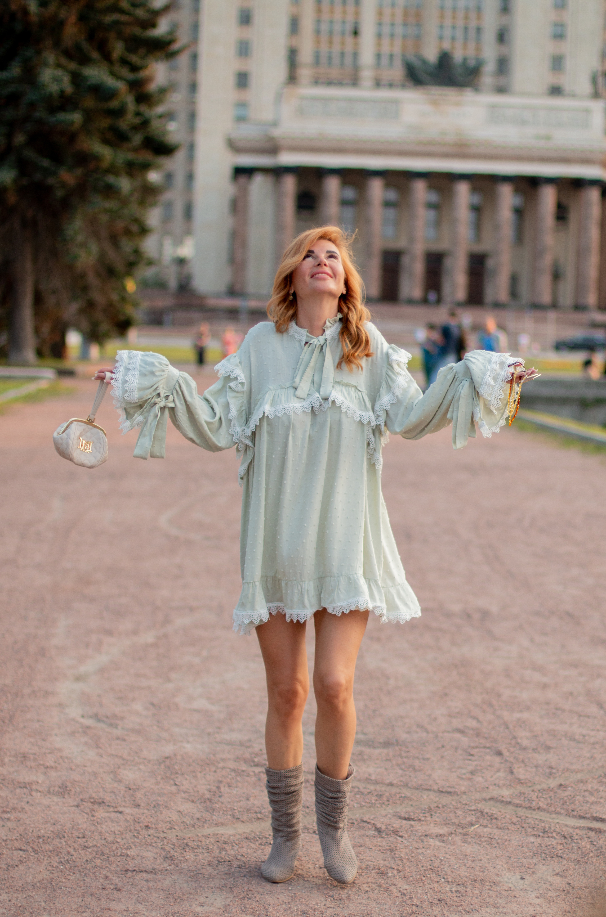 Марина. Я фотограф из Москвы к Вашим услугам