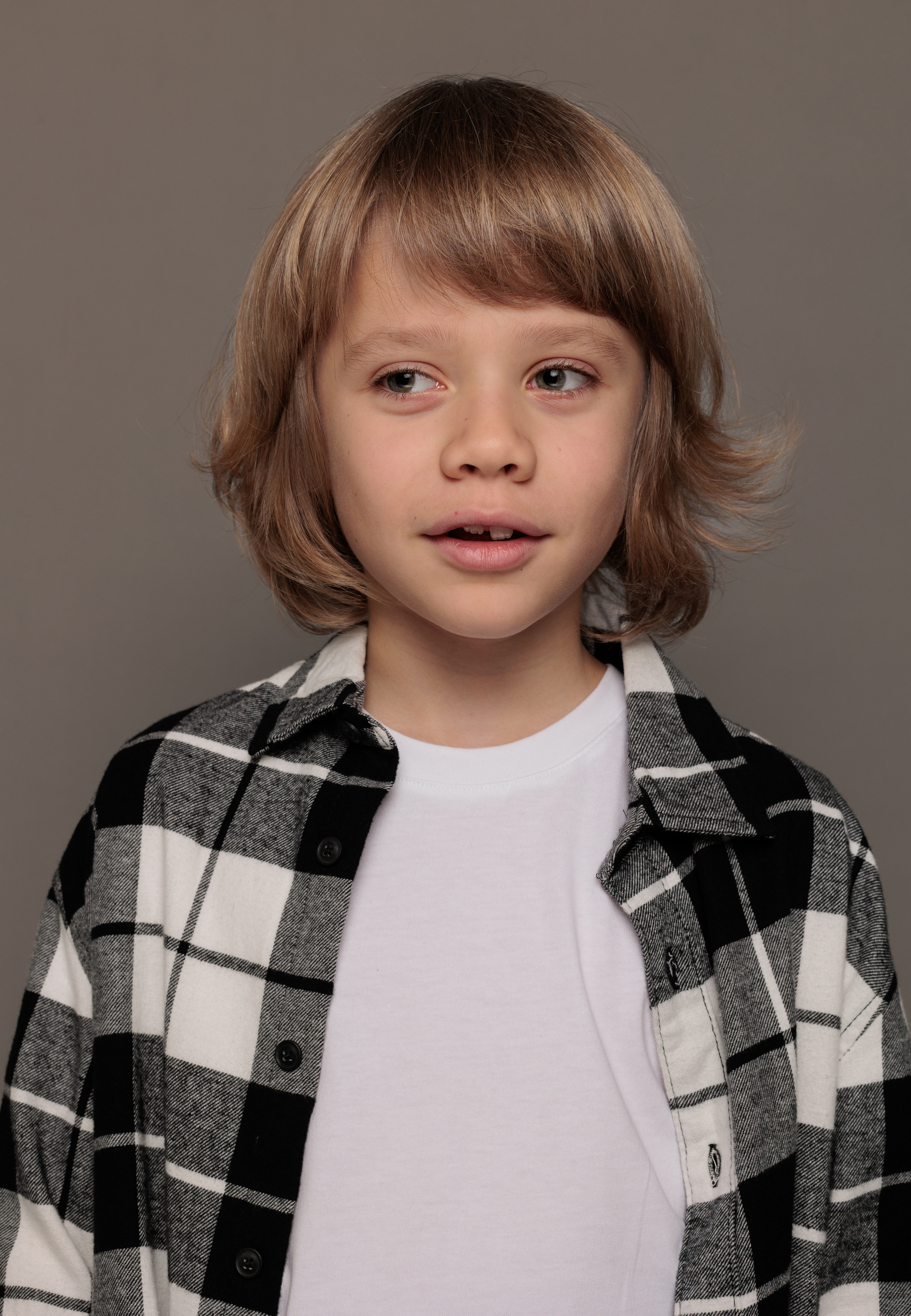 ГЛЕБ. Я фотограф из Москвы к Вашим услугам