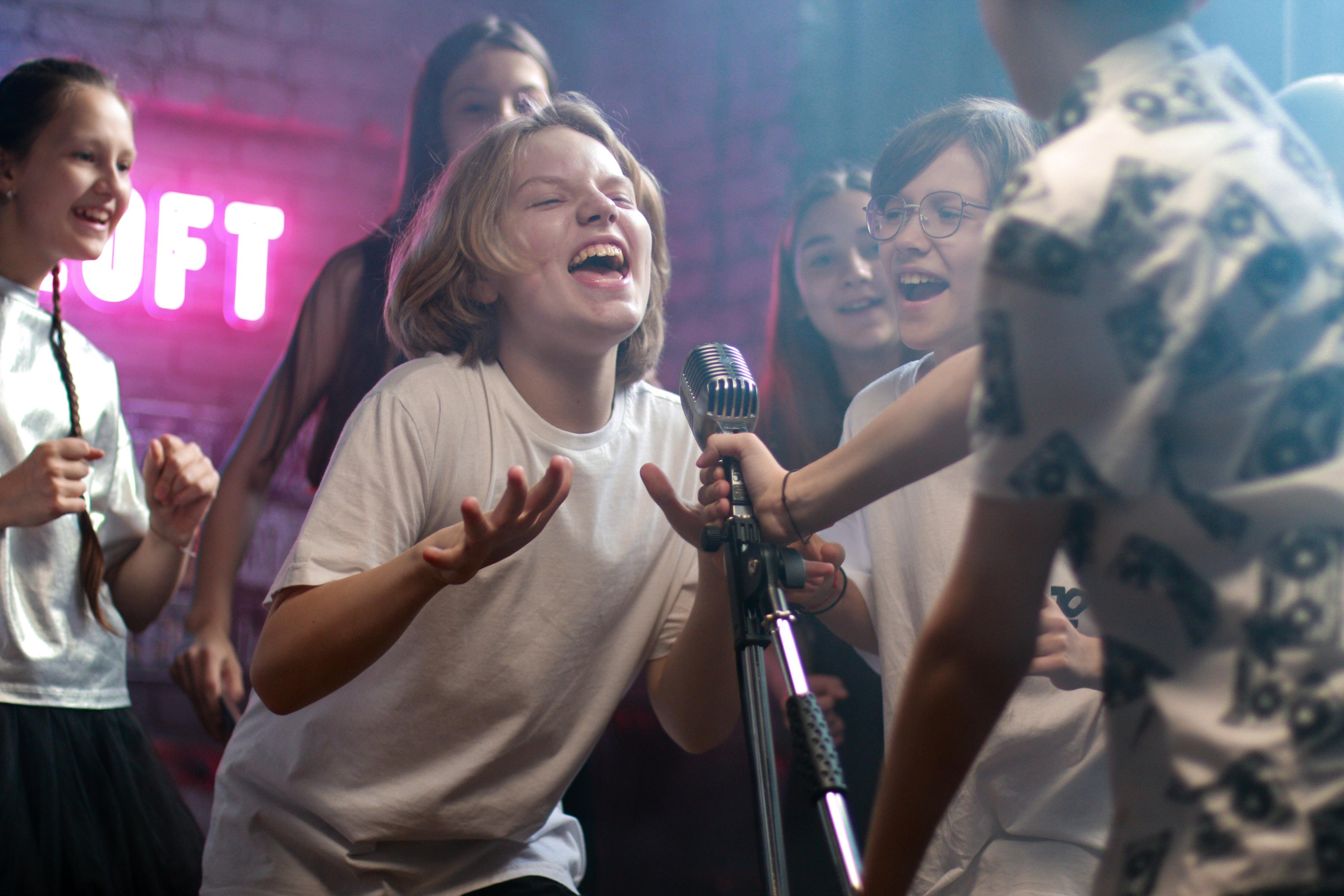 ДР АРТЁМА. Я фотограф из Москвы к Вашим услугам