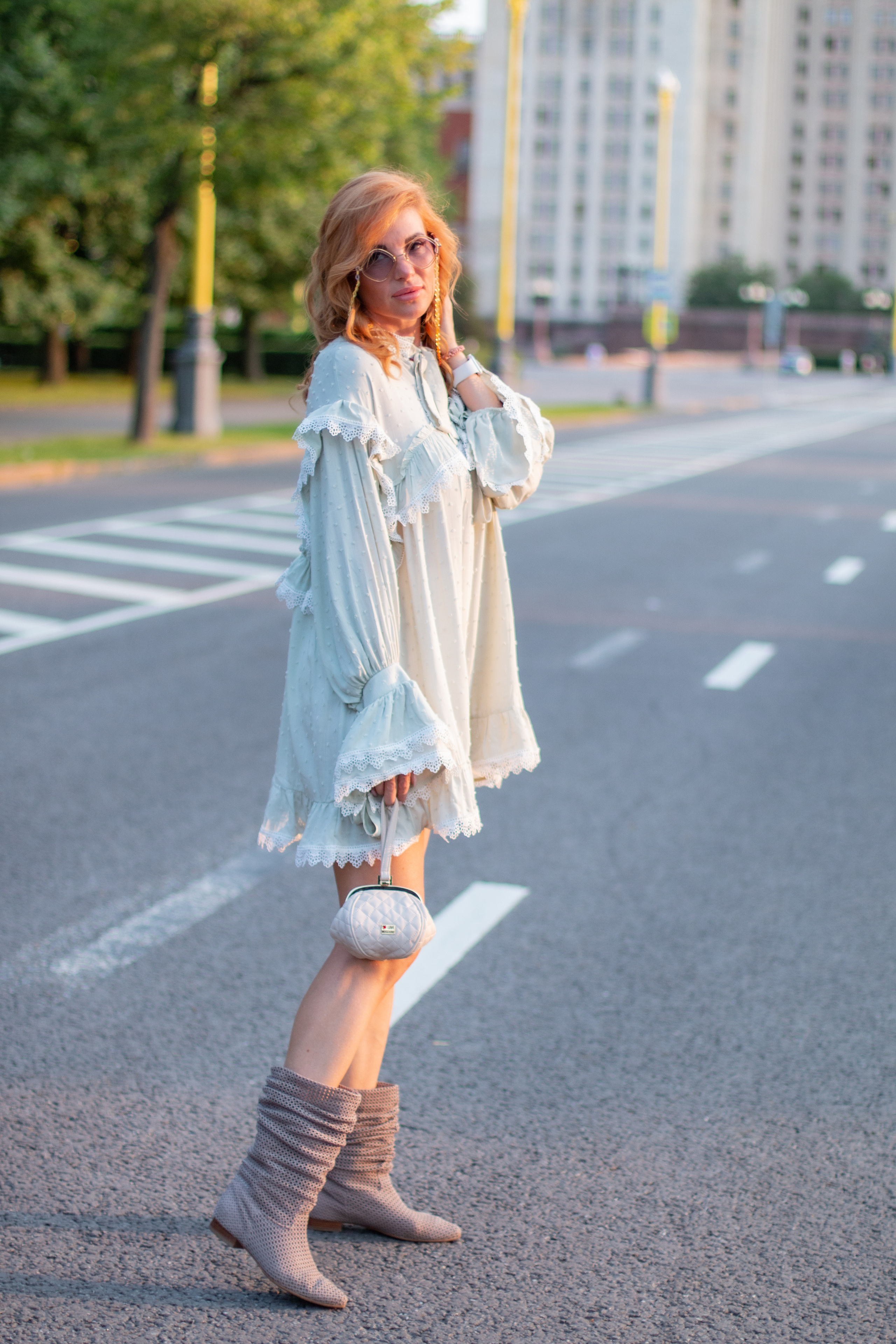 Марина. Я фотограф из Москвы к Вашим услугам