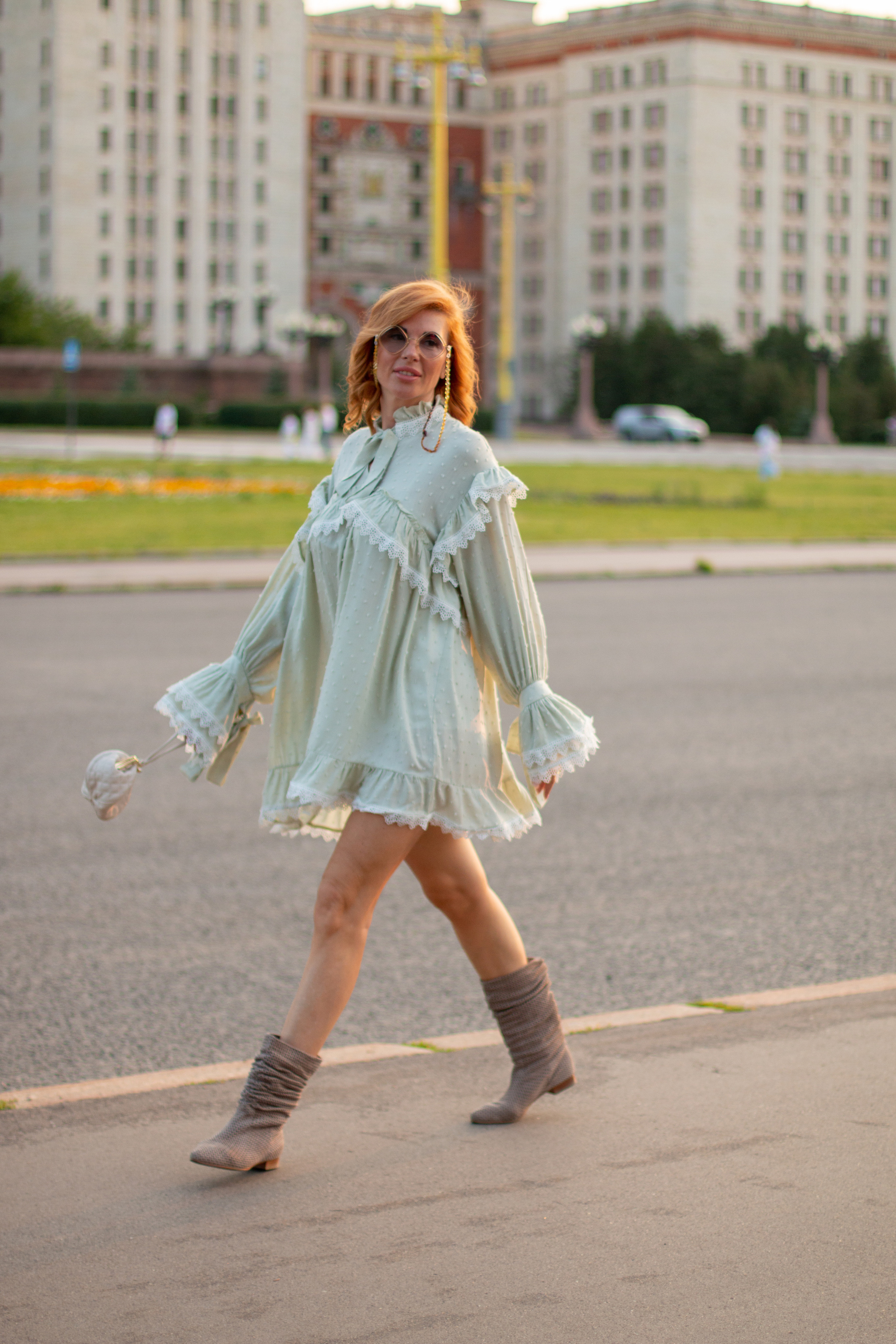 Марина. Я фотограф из Москвы к Вашим услугам