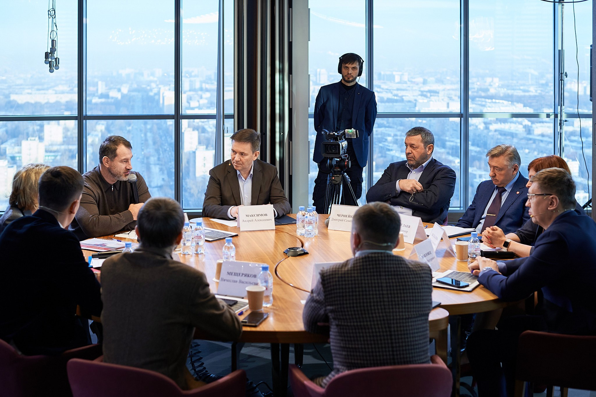 Кредитная игла. Иван Ступа, репортажный фотограф в Санкт-Петербурге и Ленинградской области