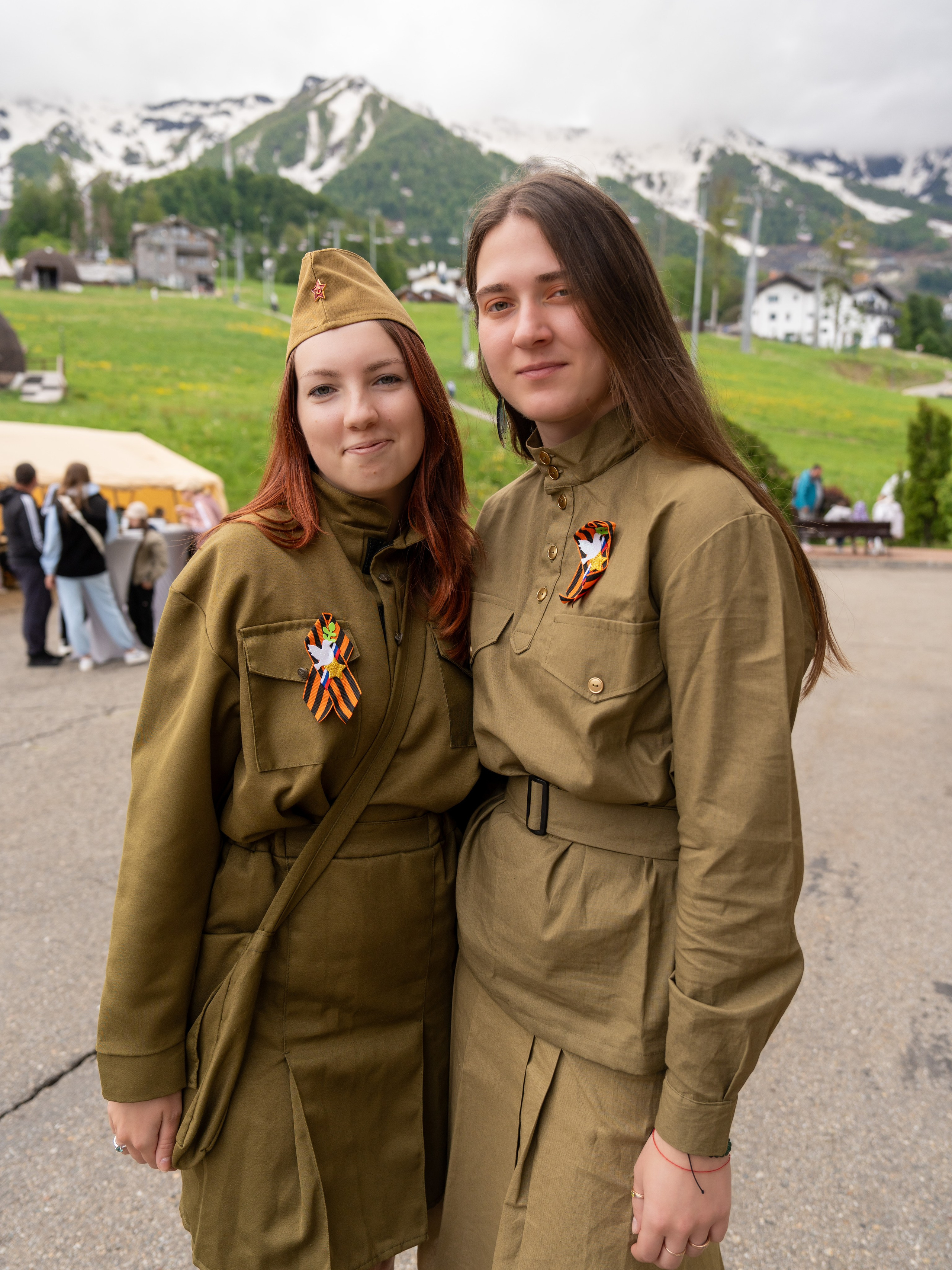 Шествие бессмертного полка 9 мая 2024 Rosa Springs. Репортажный фотограф в Красной Поляне и Сочи Павлюченко Екатерина