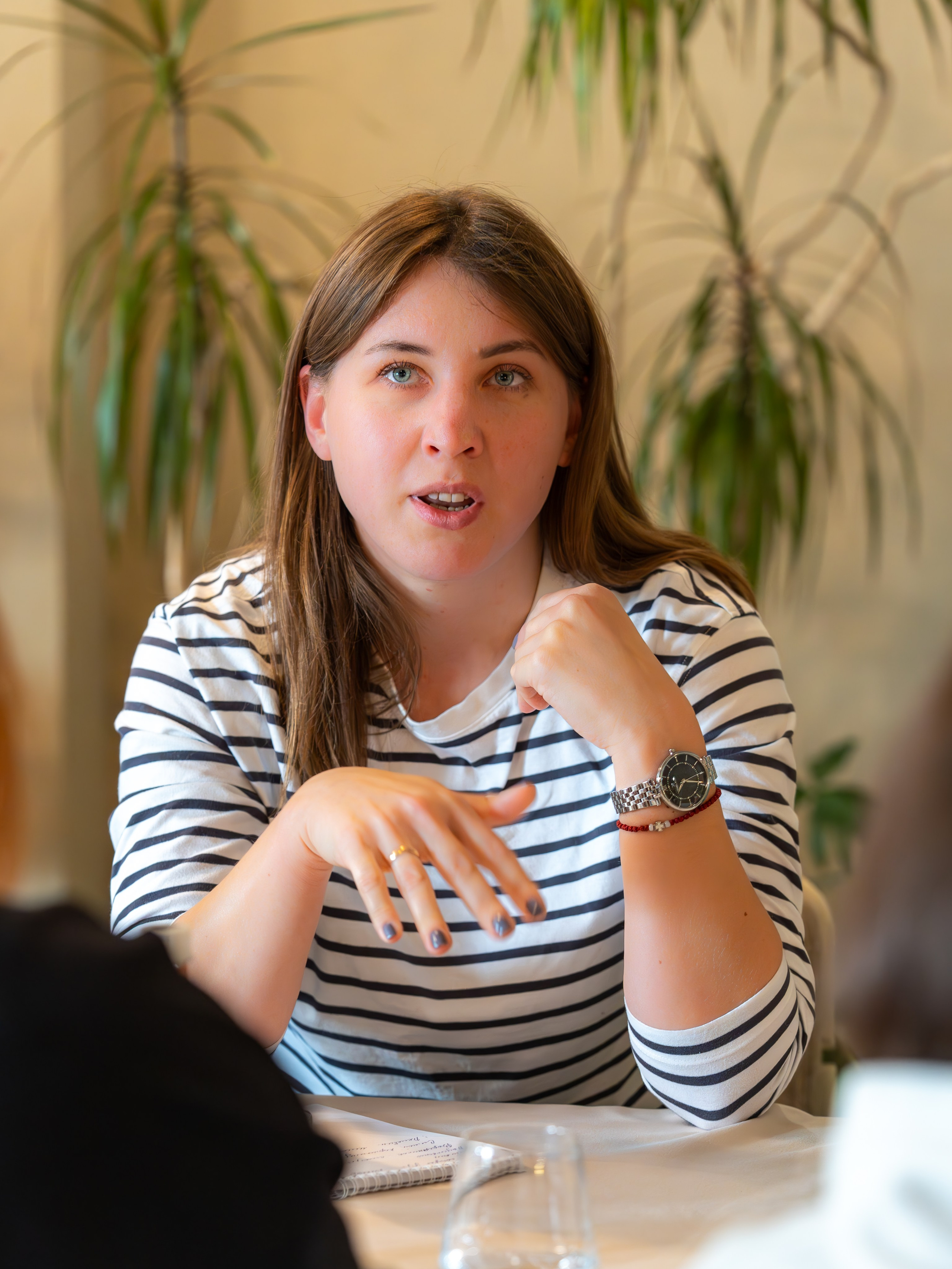 Литературная мастерская с Ольгой Шутовой в «Винотеррии». Репортажный фотограф в Красной Поляне и Сочи Павлюченко Екатерина