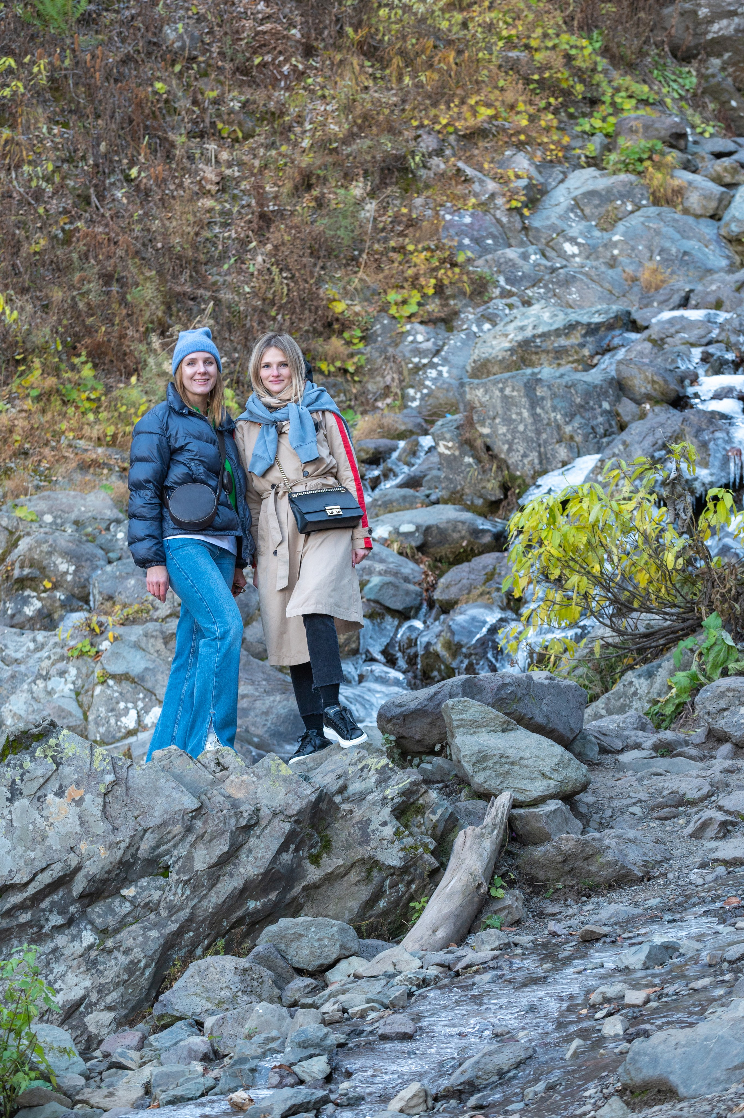 Mice мероприятие — прогулка на водопад Поликаря на курорте Красная Поляна. Репортажный фотограф в Красной Поляне и Сочи Павлюченко Екатерина