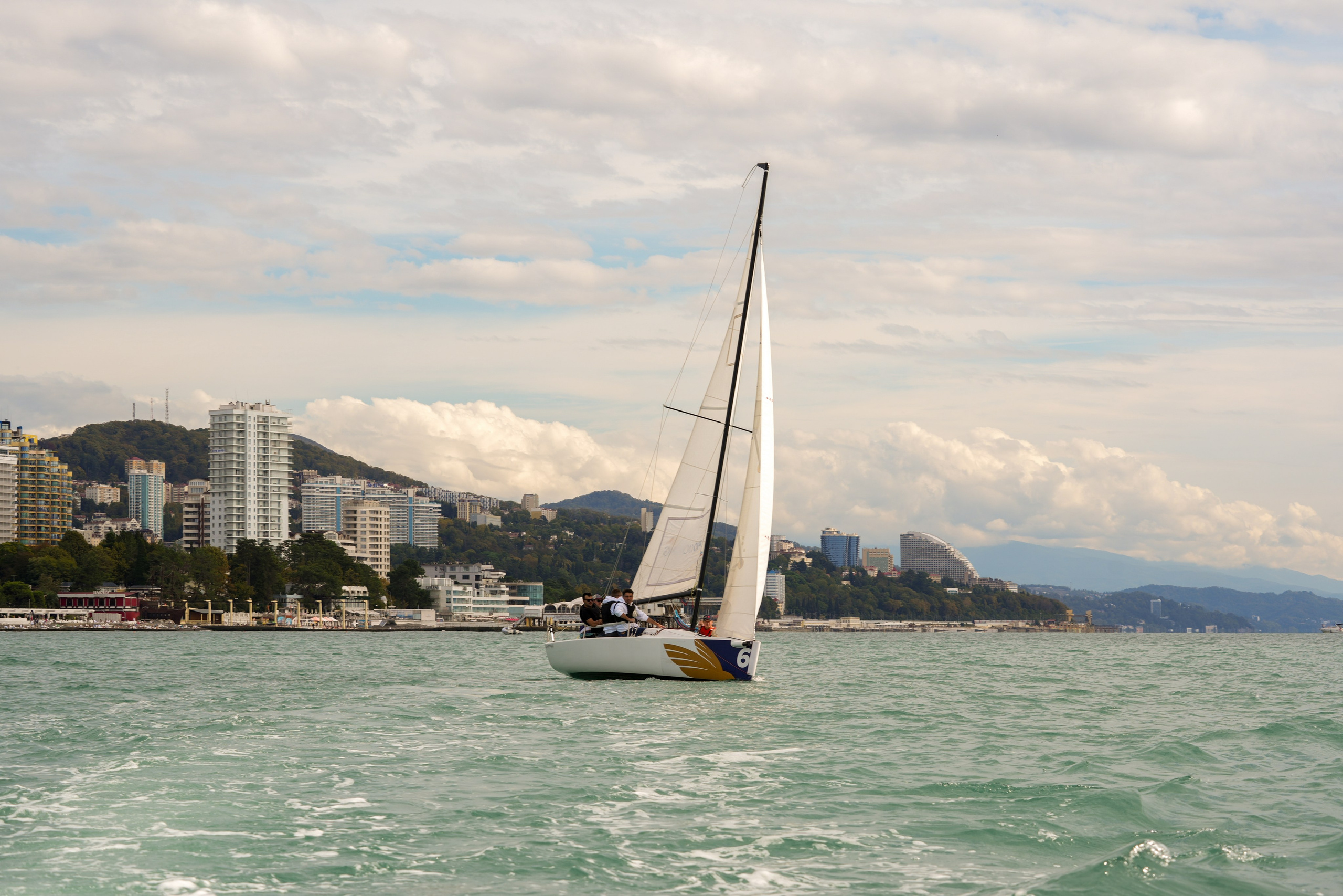 Яхтенная регата для компании Агрегатка. Репортажный фотограф в Красной Поляне и Сочи Павлюченко Екатерина