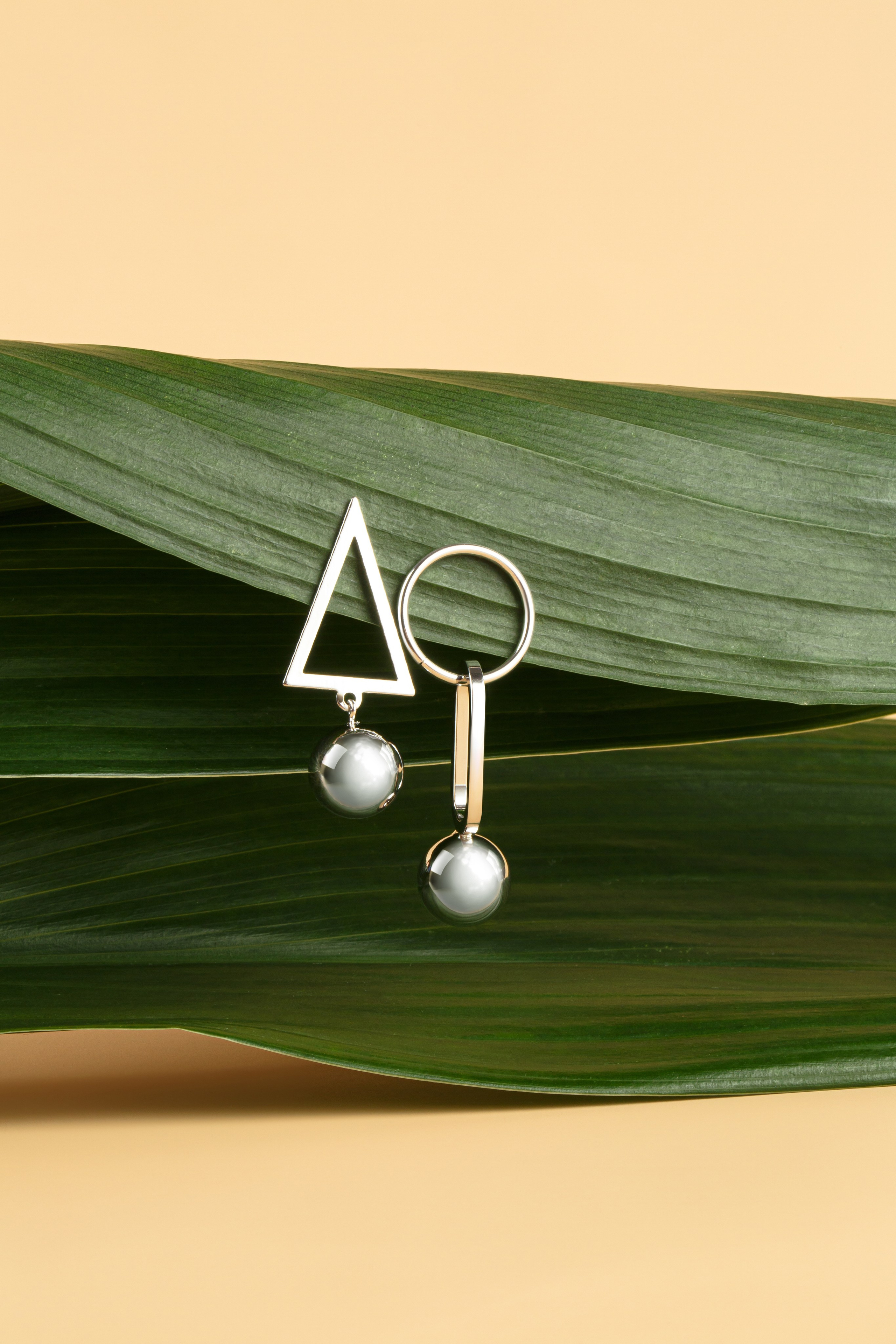 Ретушь фотографий колец и часов | Студия SVITHART