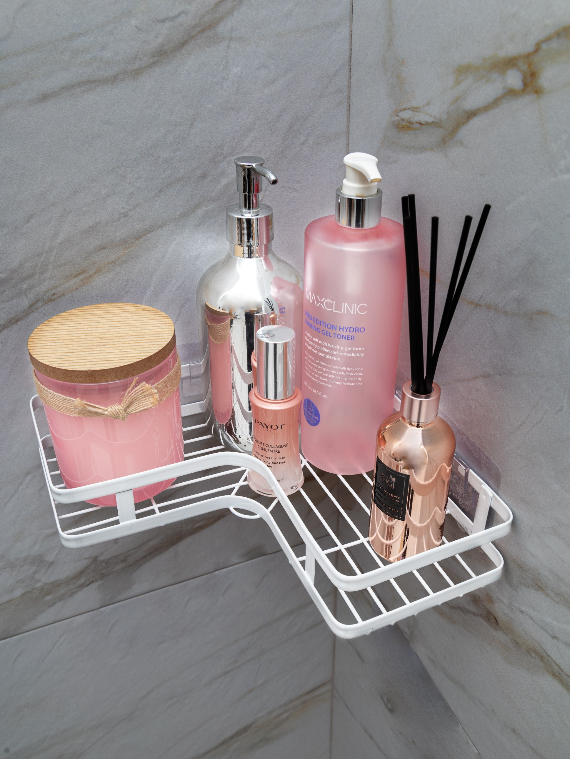 Полки для ванной