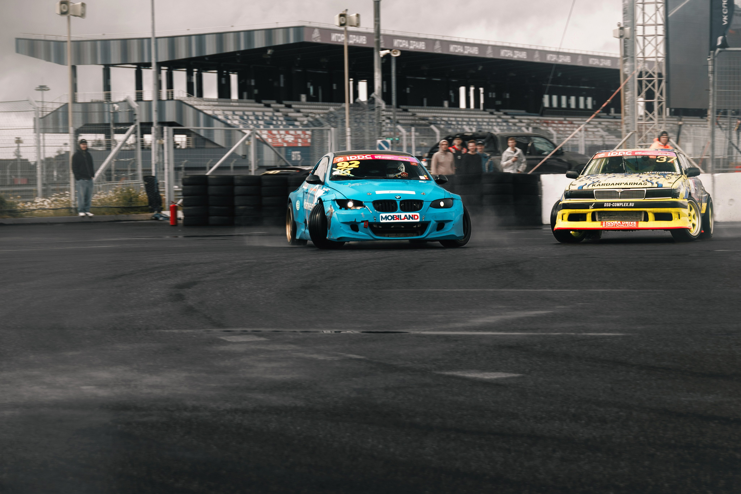 IDDC Этап 2: Бетонный Колизей и блогеры в деле