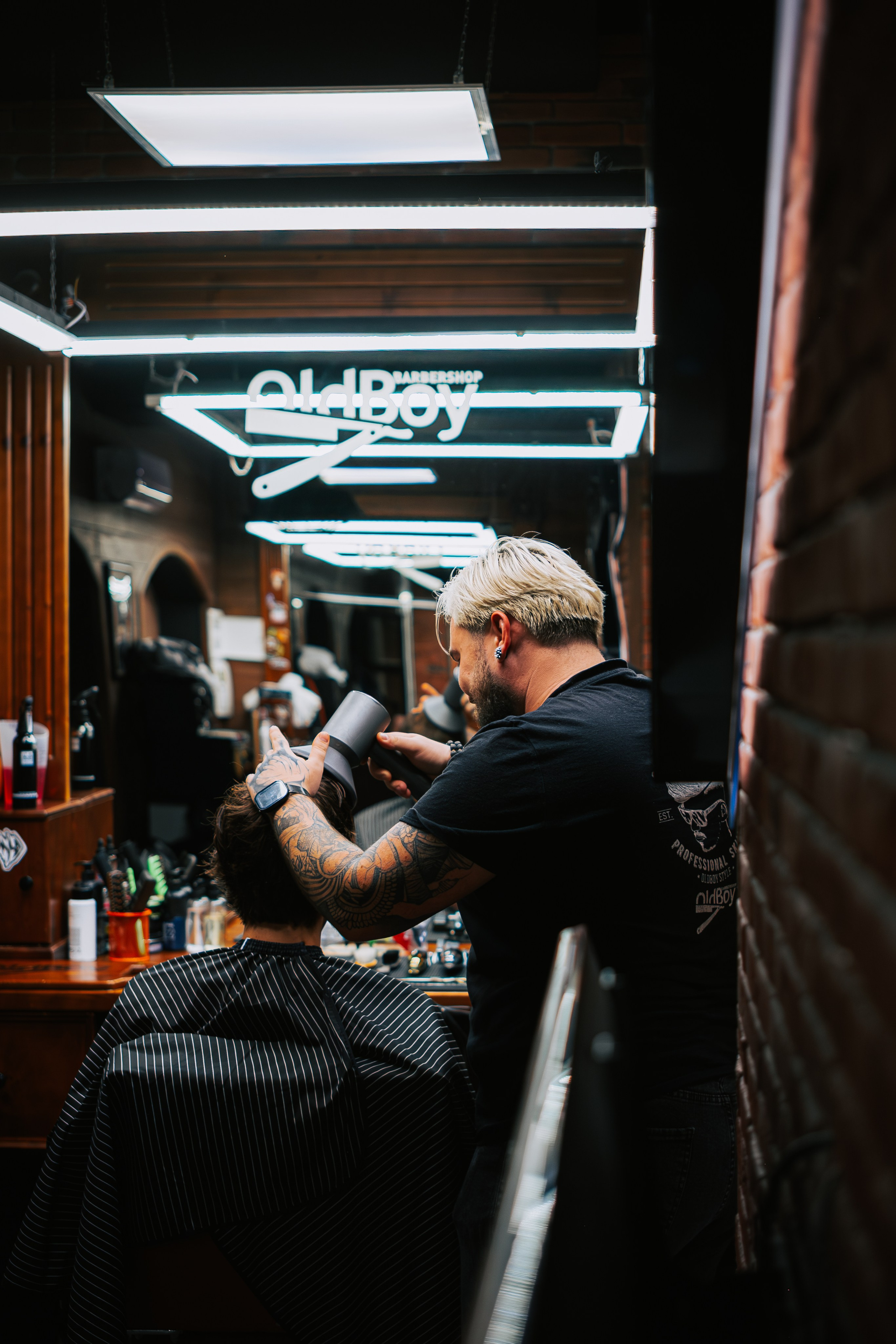 Контент-съемка барбершоп OLDBOY. Коммерческий и Портретный Фотограф Симферополь Крым Максим Махо