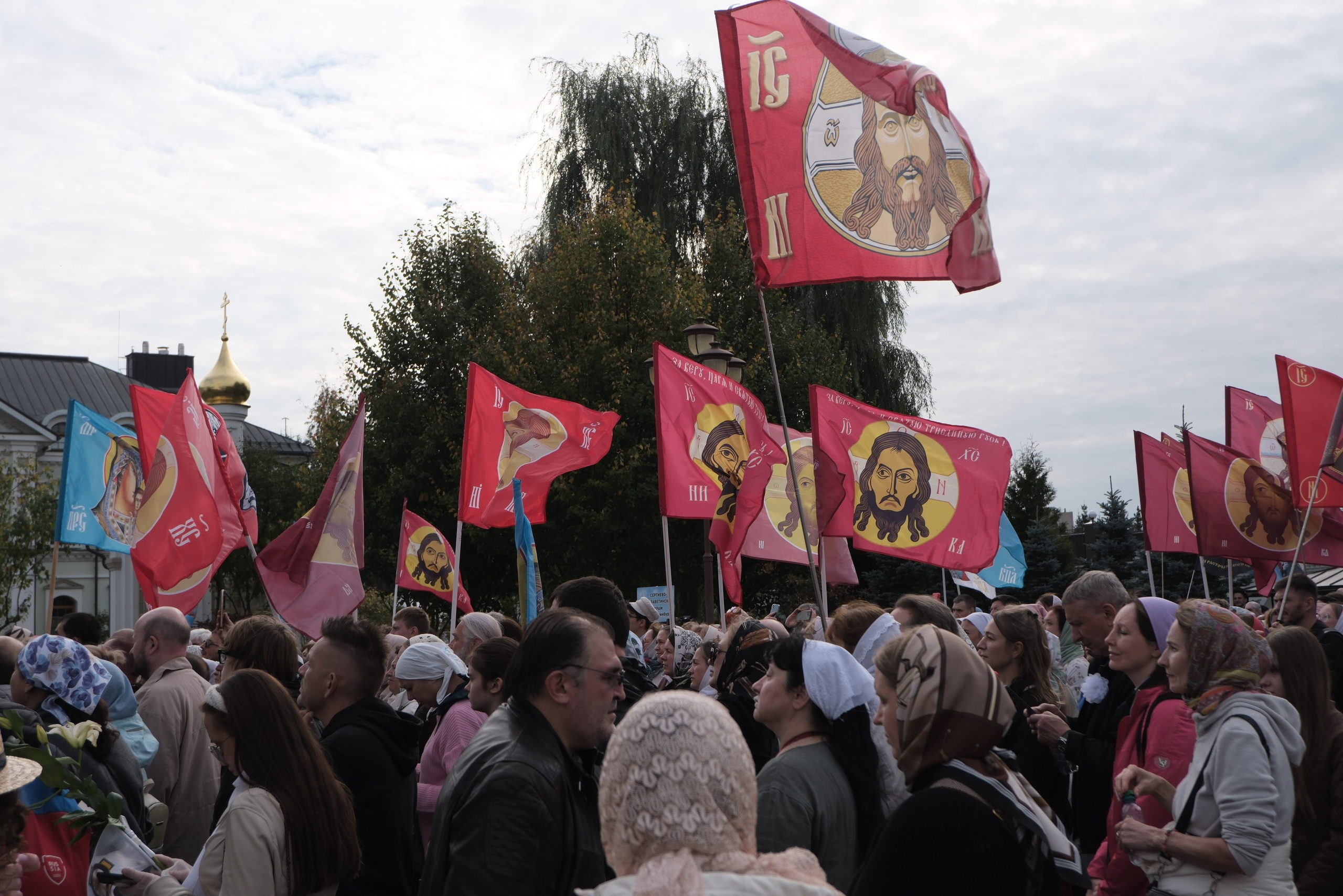 XV Елисаветинский крестный ход. Кудри под панамой