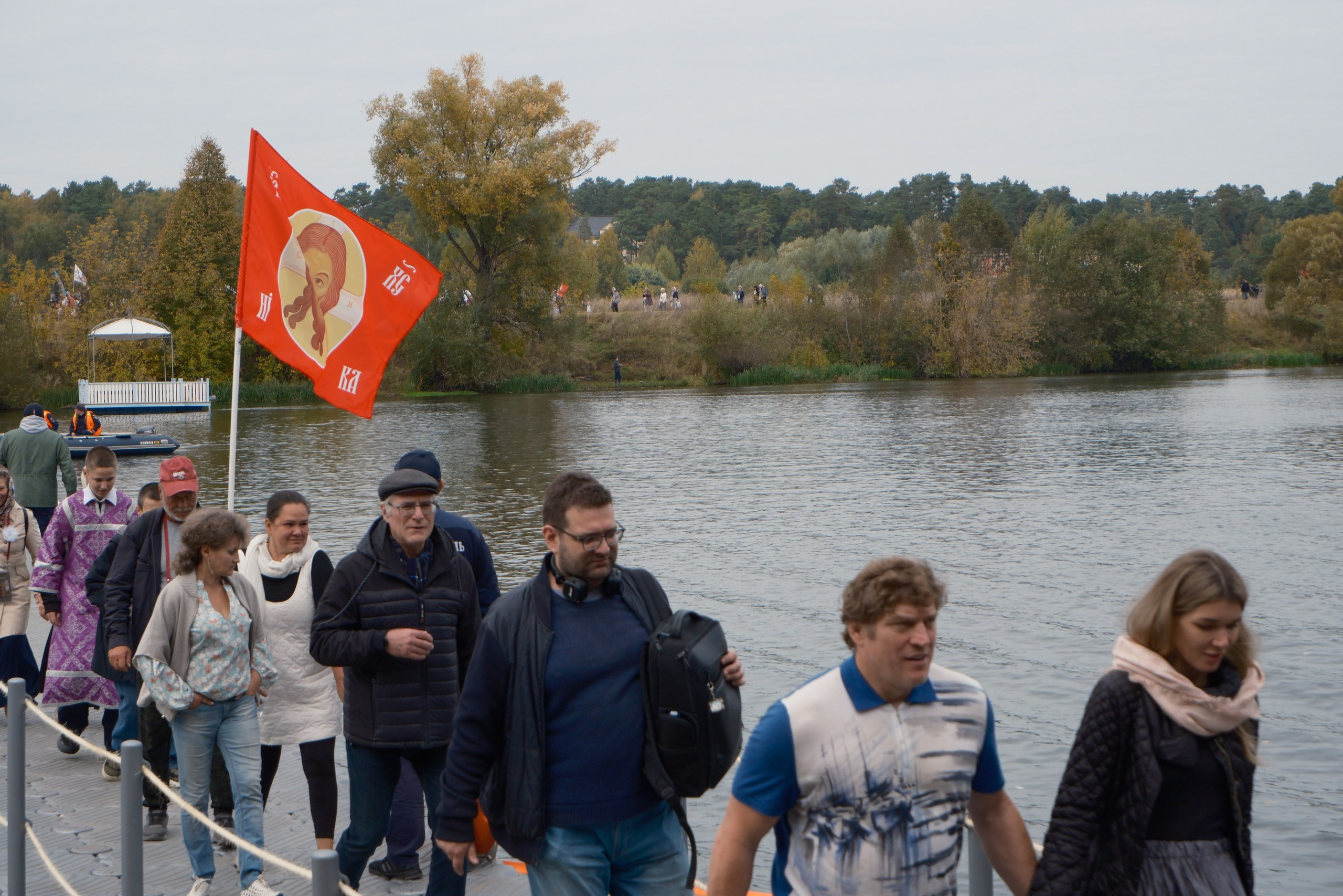 XV Елисаветинский крестный ход. Кудри под панамой