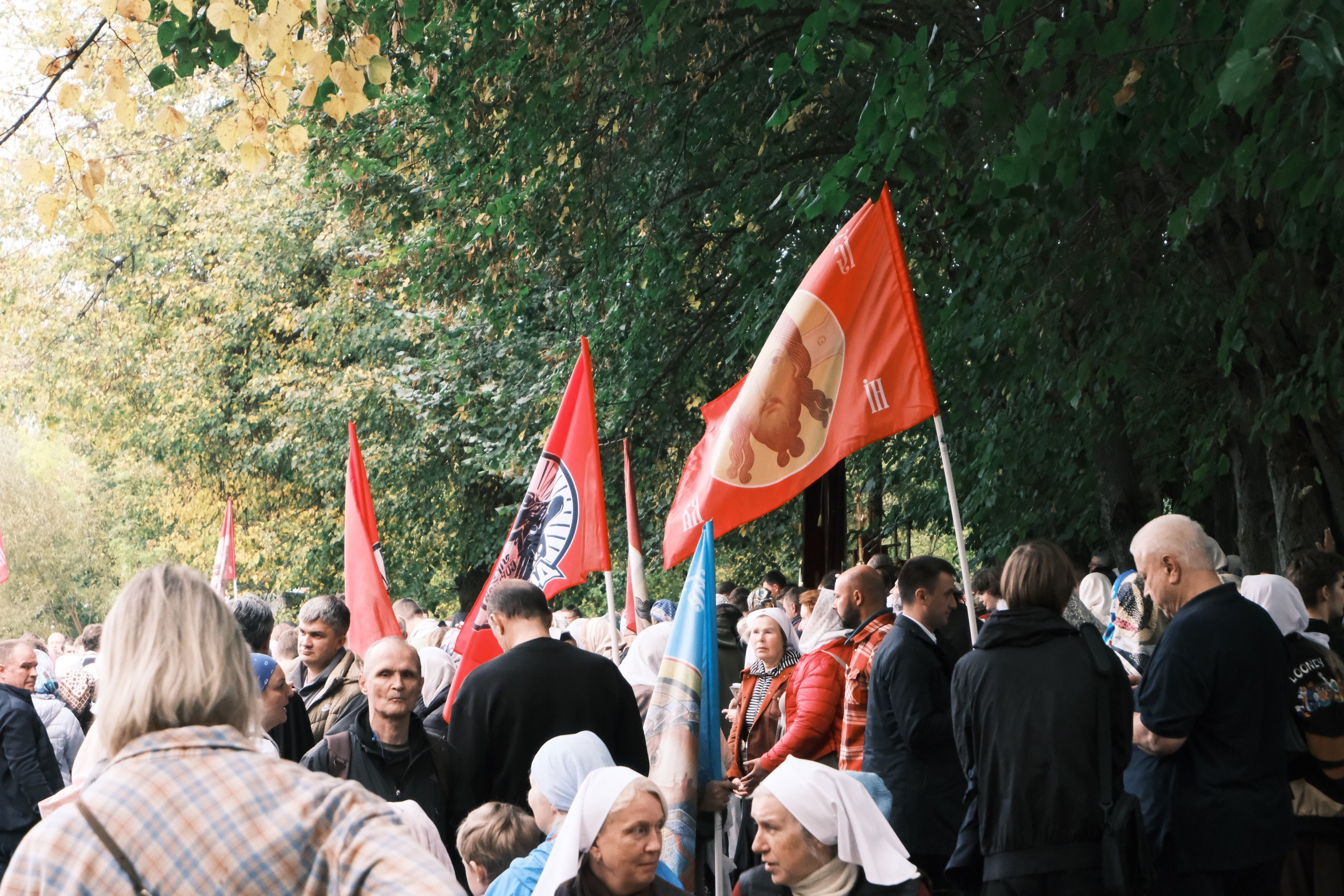 XV Елисаветинский крестный ход. Кудри под панамой