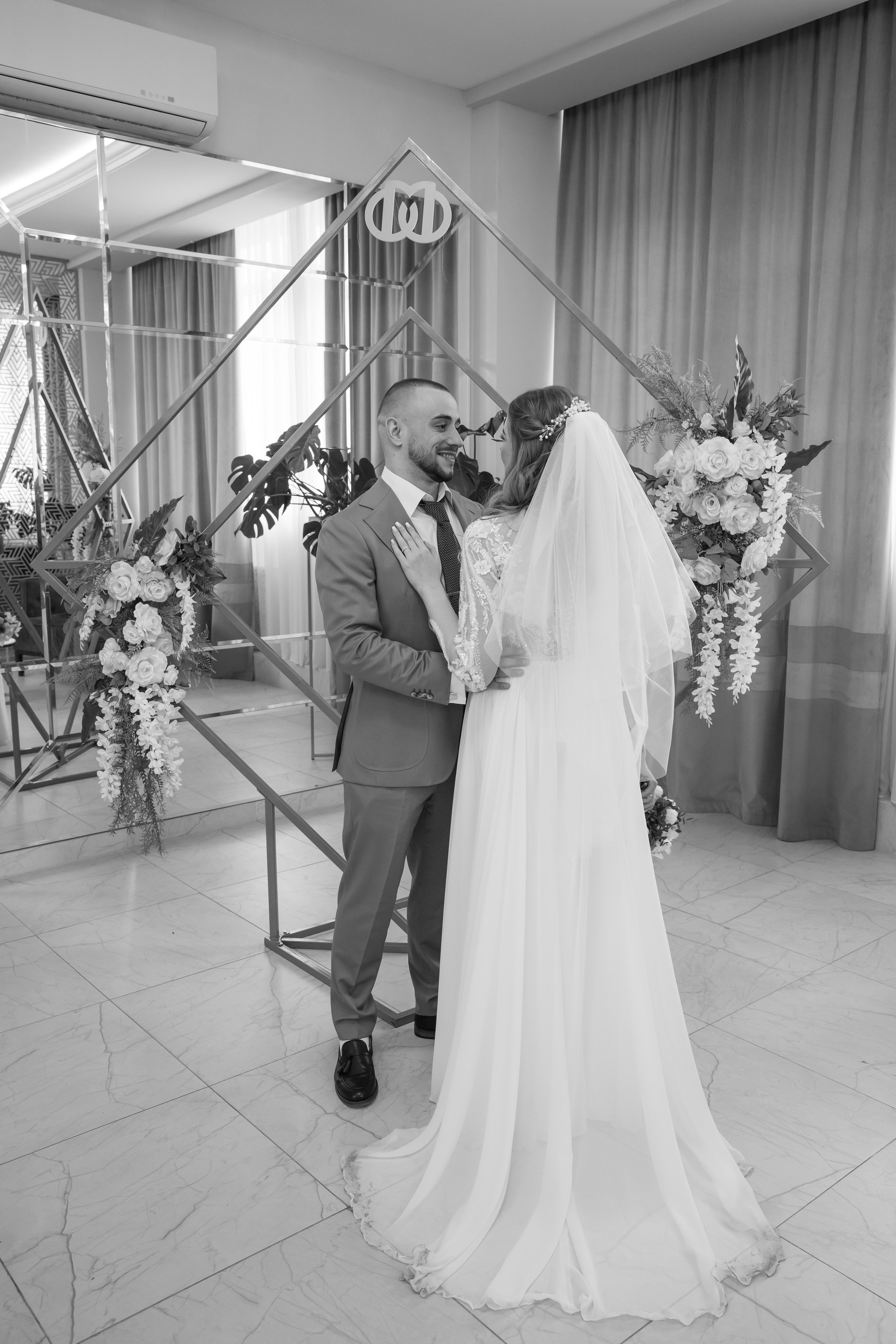 Варя и Денис, 4 ЗАГС + банкет. Свадебный и репортажный фотограф (Москва, Королев и другие)