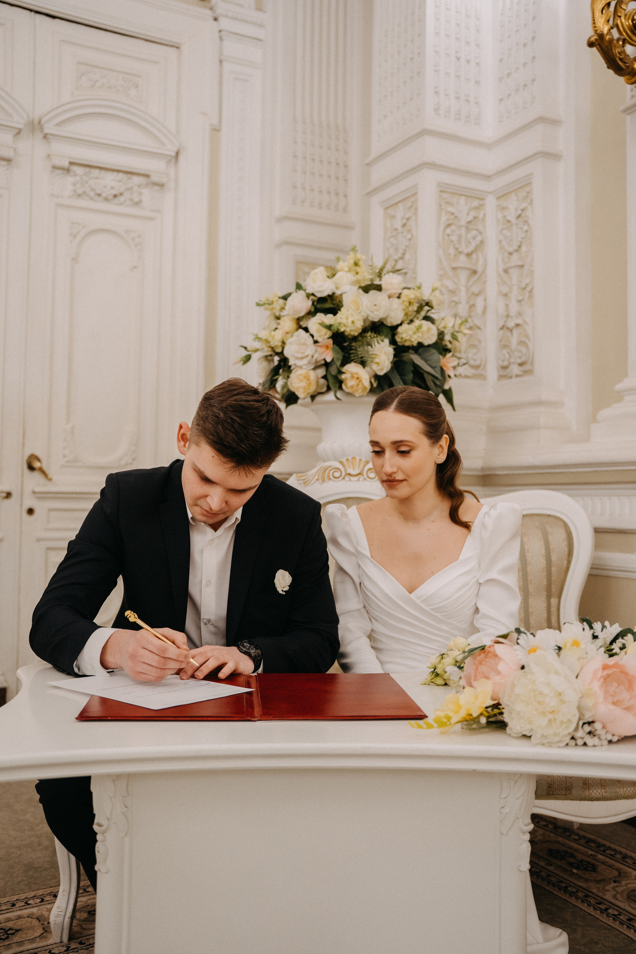 Свадебная фотосессия в Санкт-Петербурге. Федосова Елизавета - свадебный фотограф СПб. Фотосессия Дворец Бракосочетания №1