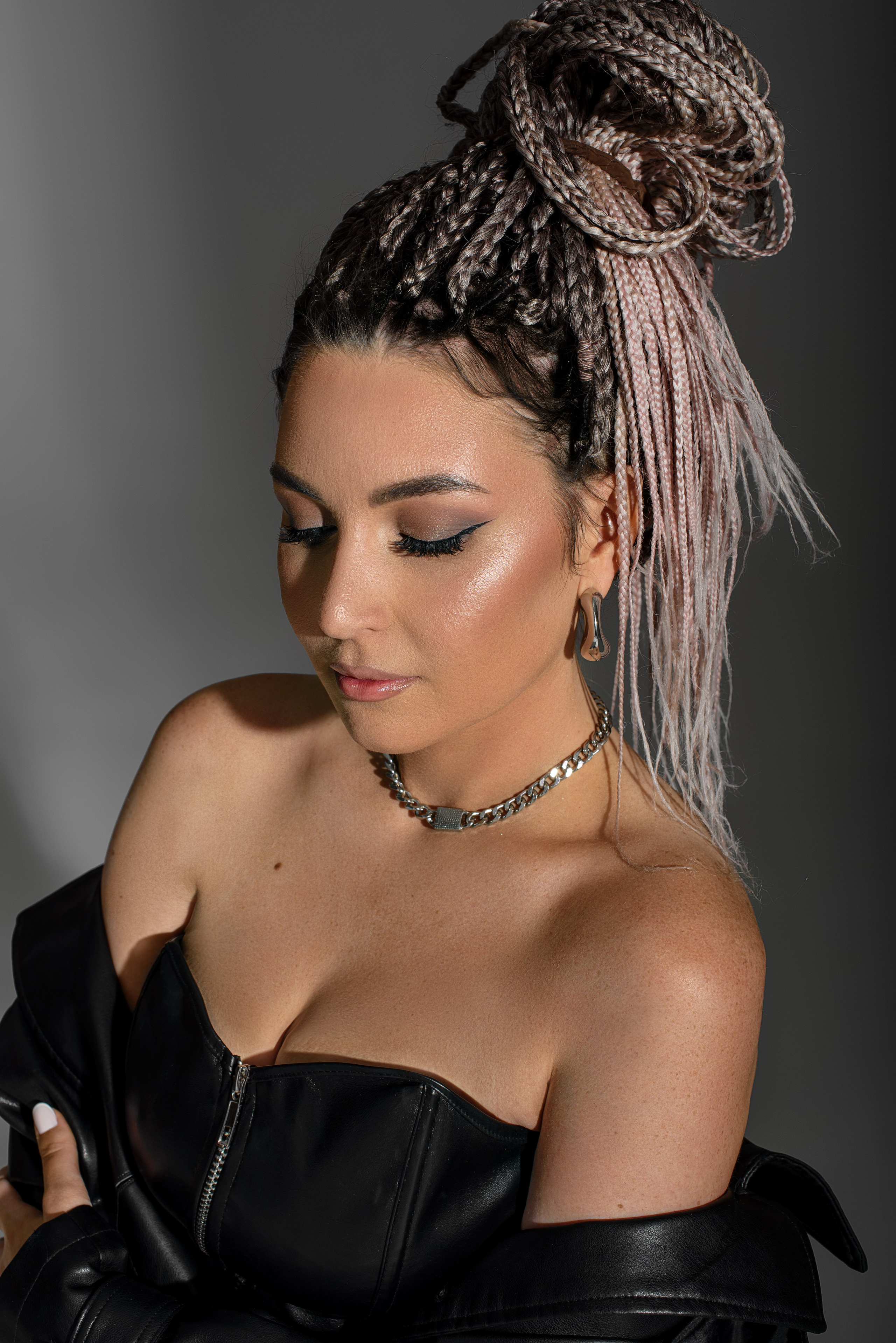 Женский портрет. Фотограф беременности и новорожденных в Рязани