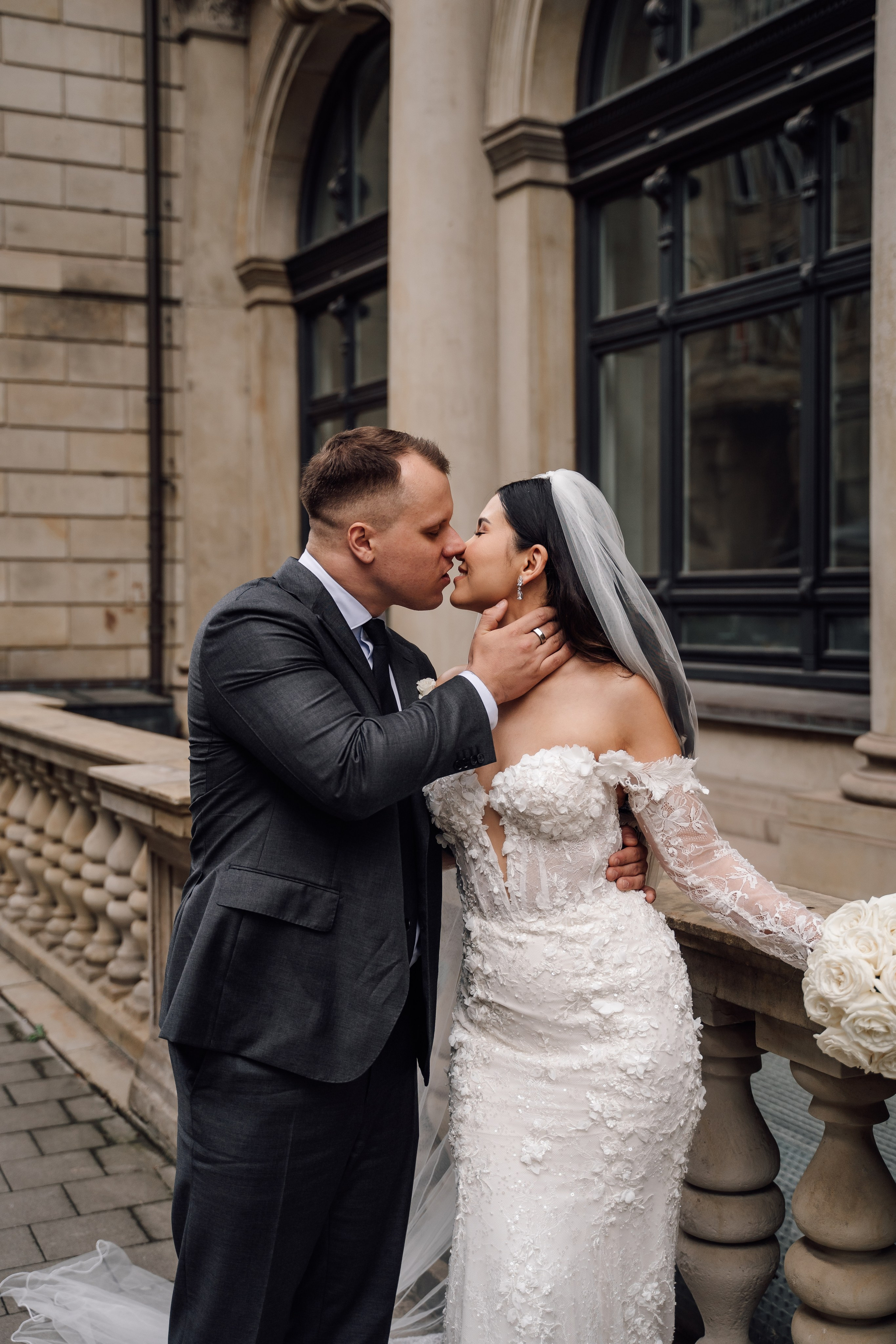 KYIAL&SWORN. Anastasiia Vainer – Hochzeits- und Porträtfotografin in Deutschland und ganz Europa