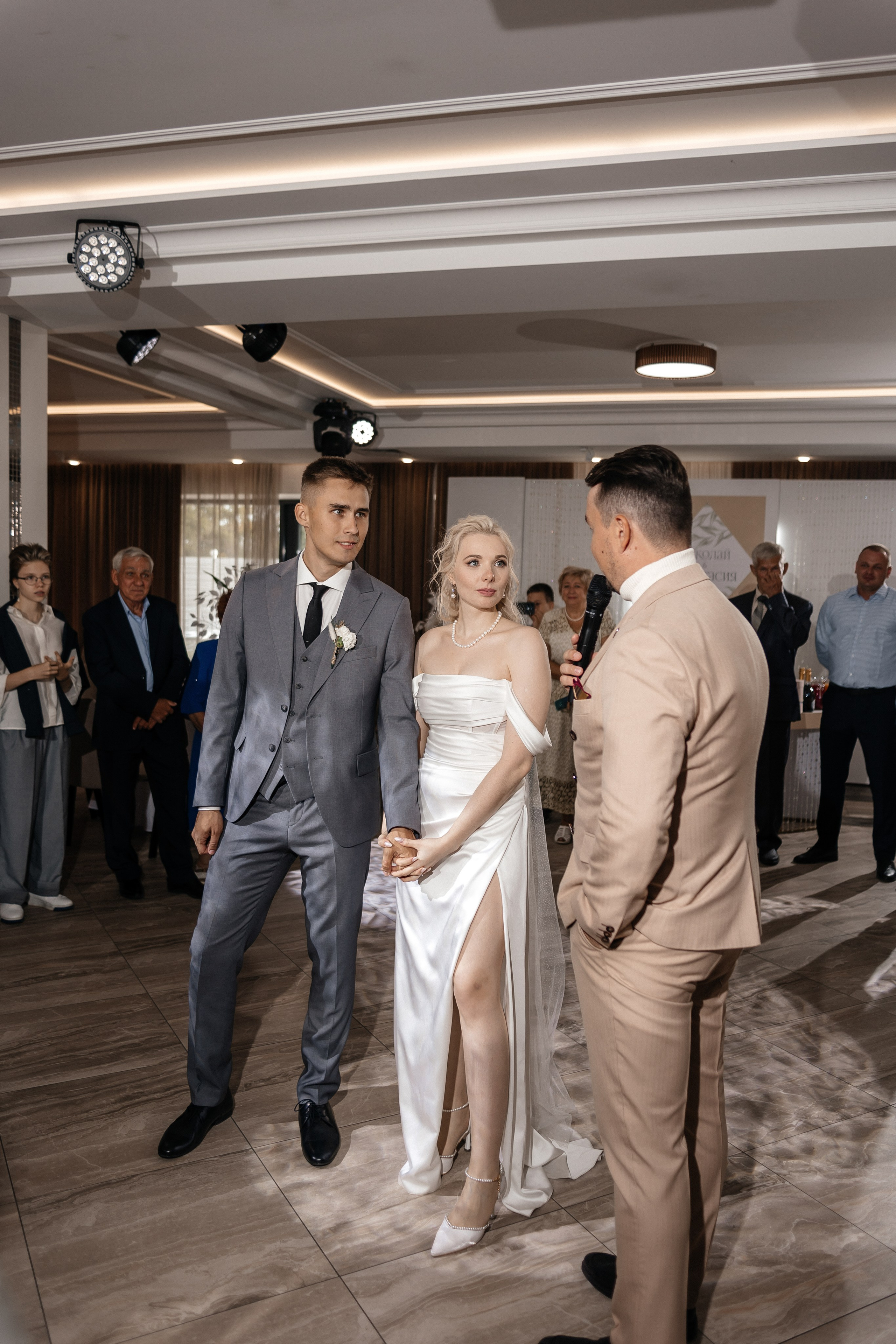 Николай & Анастасия | 10.08.24. Свадебный и семейный фотограф в Омске Евгения Хакимова