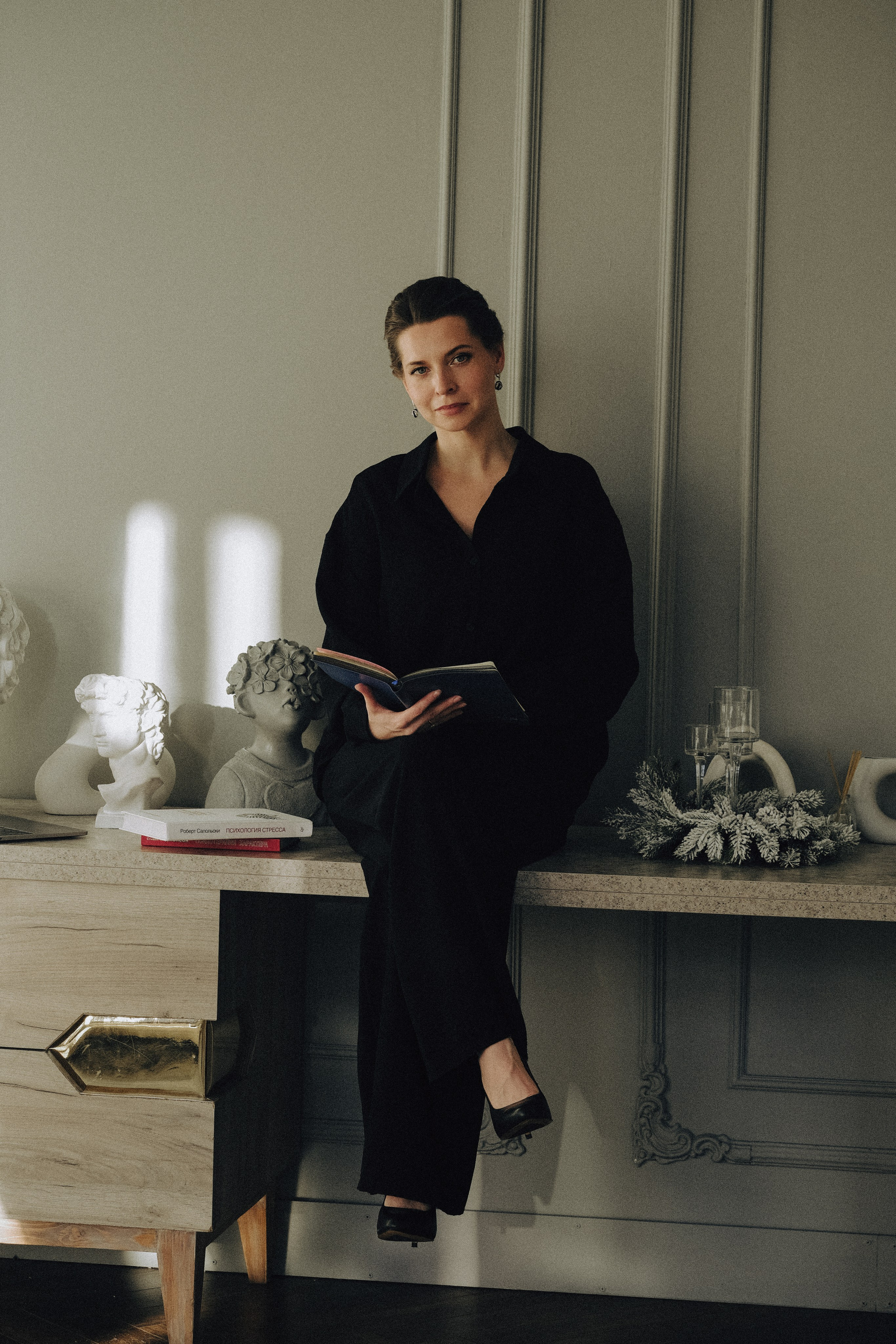 ФОТОСЕСИИЯ В СТУДИИ ДЛЯ ДЕВУШКИ ПСИХОЛОГА. Профессиональный фотограф, Санкт-Петербург — Виктория Богомолова