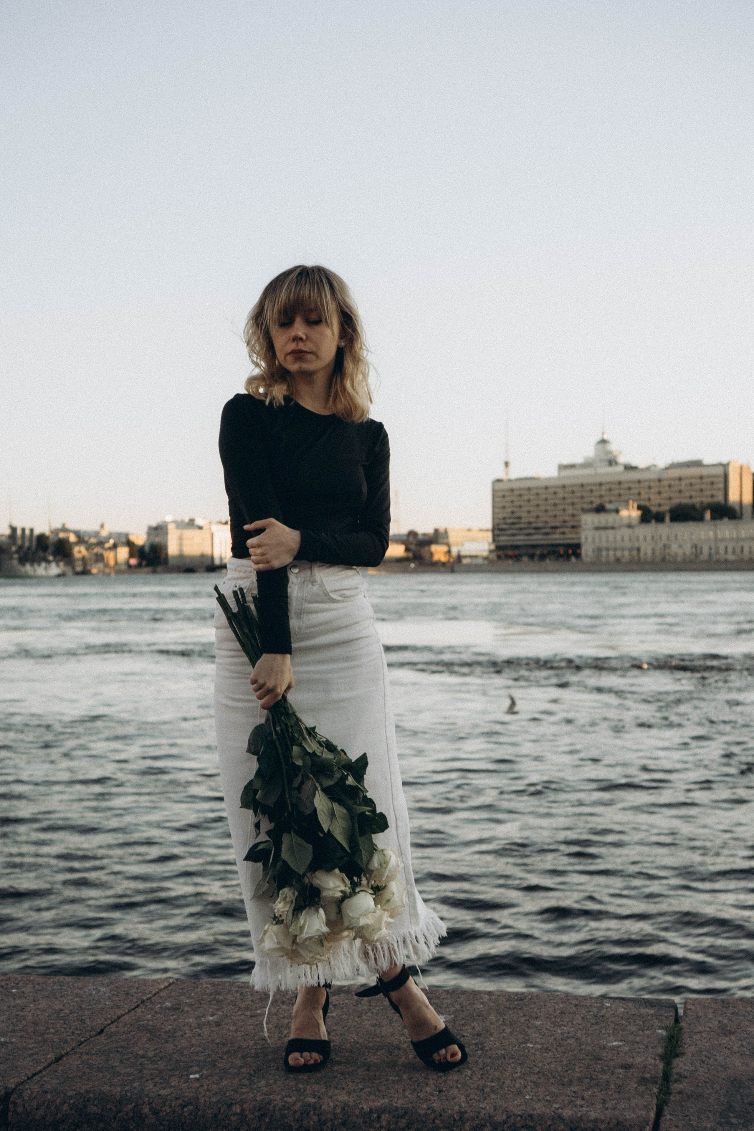 ПРОГУЛКА ПО ГОРОДУ В БЕЛЫЕ НОЧИ (другой вариант). Профессиональный фотограф, Санкт-Петербург — Виктория Богомолова